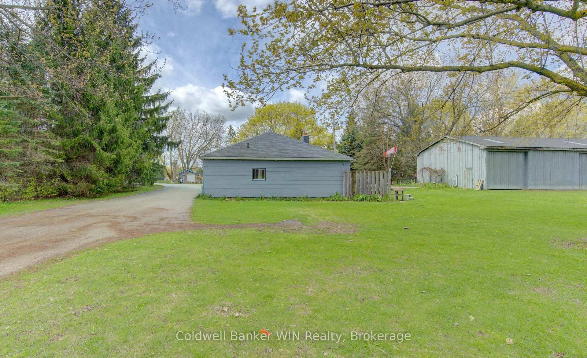 Photo 42 of 186 Mcfarlin Drive, West Grey — HOMEH