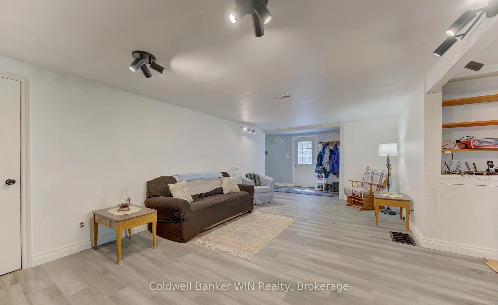 Photo 4 of 186 Mcfarlin Drive, West Grey — HOMEH