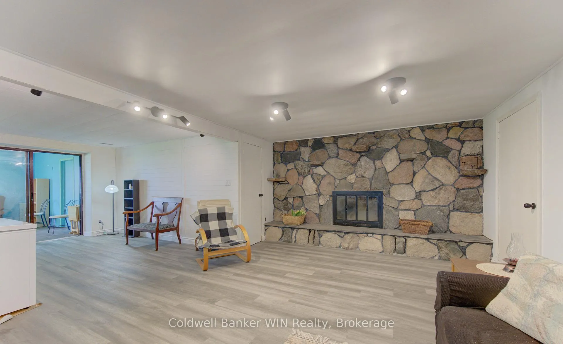 Photo 6 of 186 Mcfarlin Drive, West Grey — HOMEH