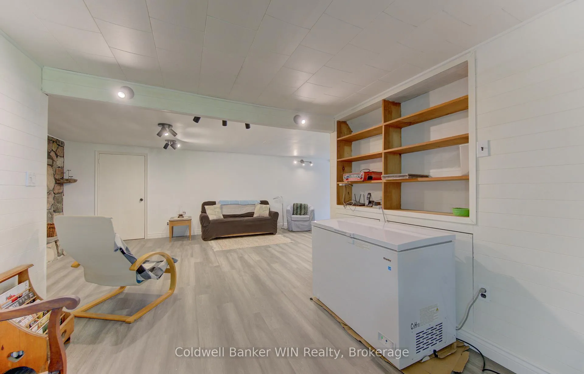 Photo 43 of 186 Mcfarlin Drive, West Grey — HOMEH