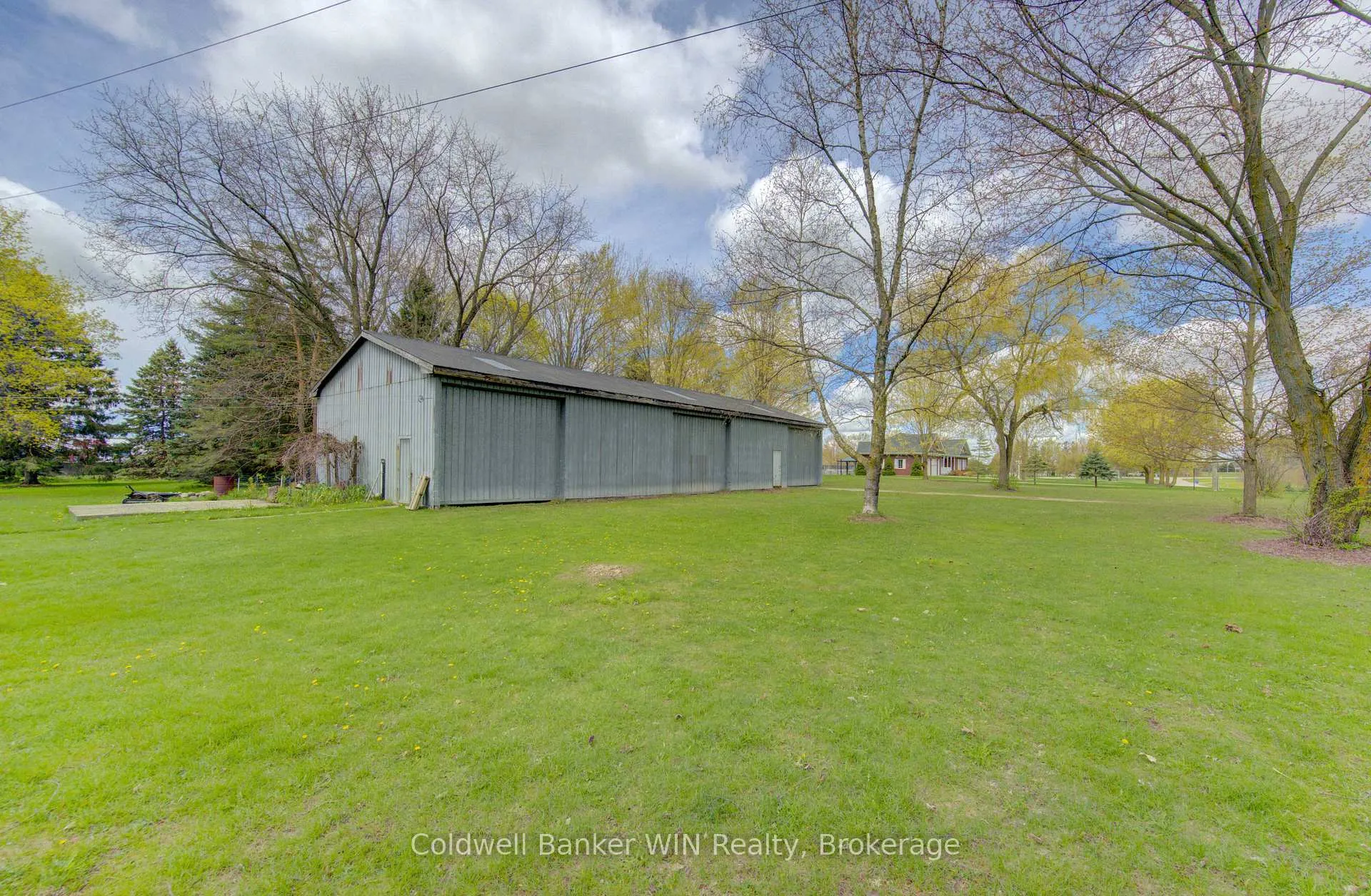 Photo 31 of 186 Mcfarlin Drive, West Grey — HOMEH