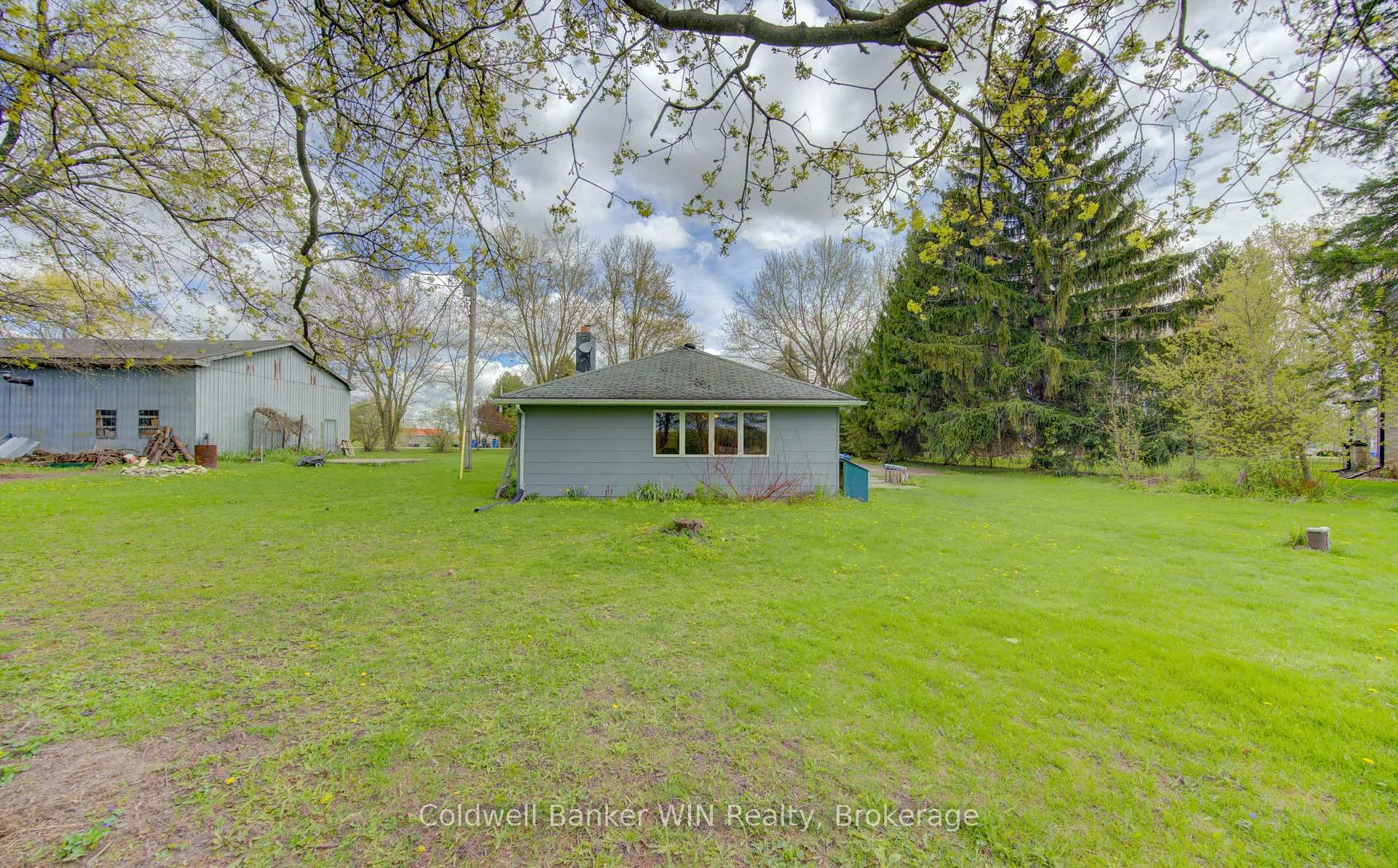 Photo 38 of 186 Mcfarlin Drive, West Grey — HOMEH
