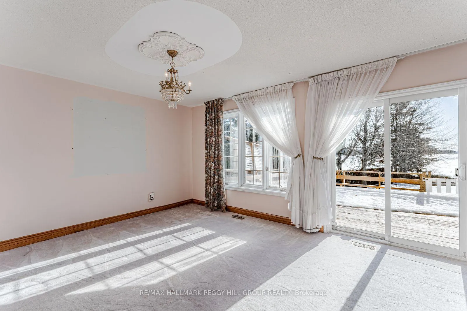 Photo 9 of 395 Collins Drive, Orillia — HOMEH