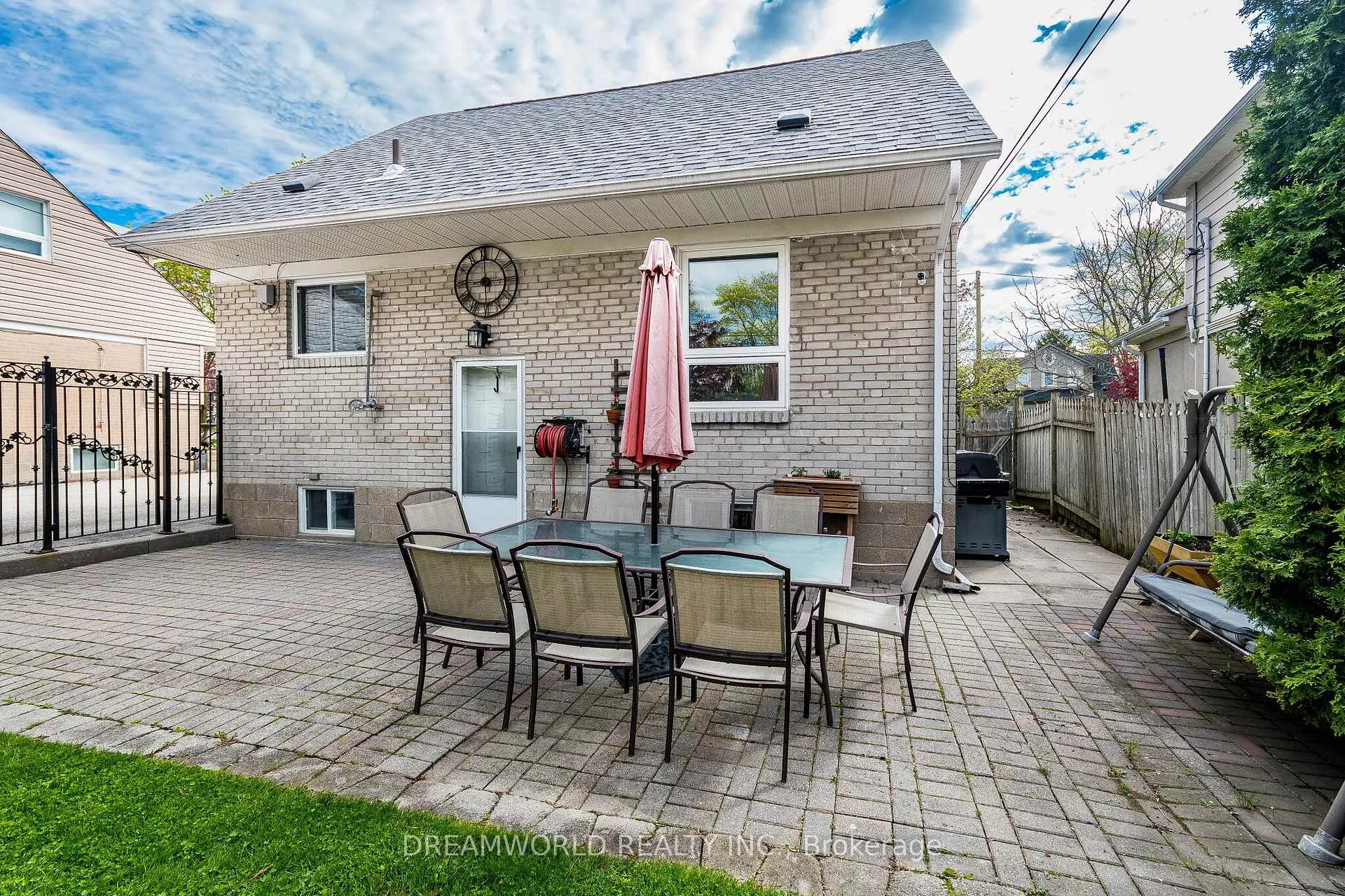 Photo 48 of 6 Esmond Crescent, Etobicoke, Elms-Old Rexdale — HOMEH