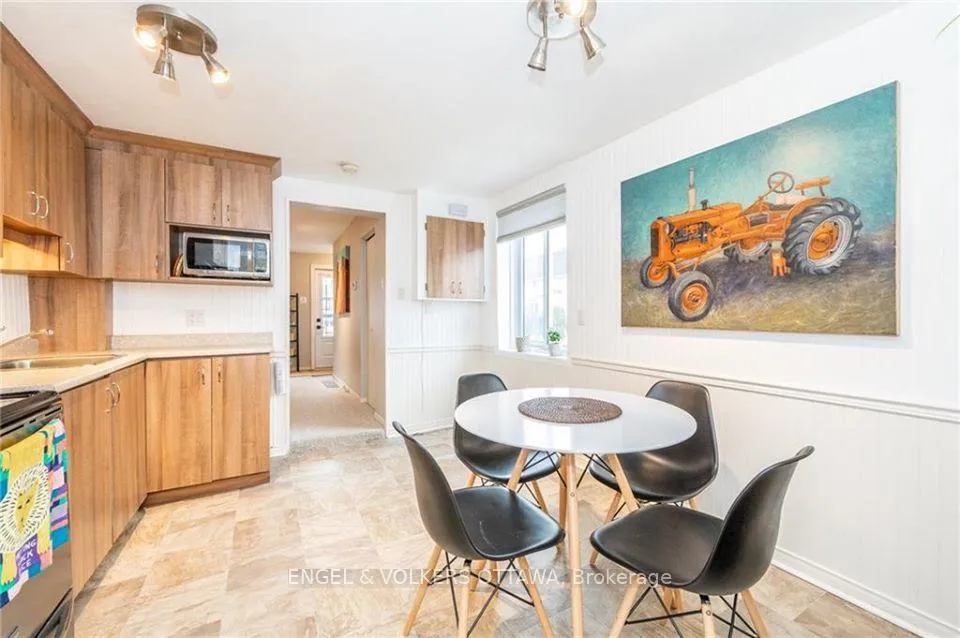 Photo 6 of 223 Carruthers Avenue, Ottawa, Hintonburg — HOMEH