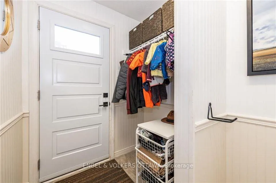 Photo 10 of 223 Carruthers Avenue, Ottawa, Hintonburg — HOMEH