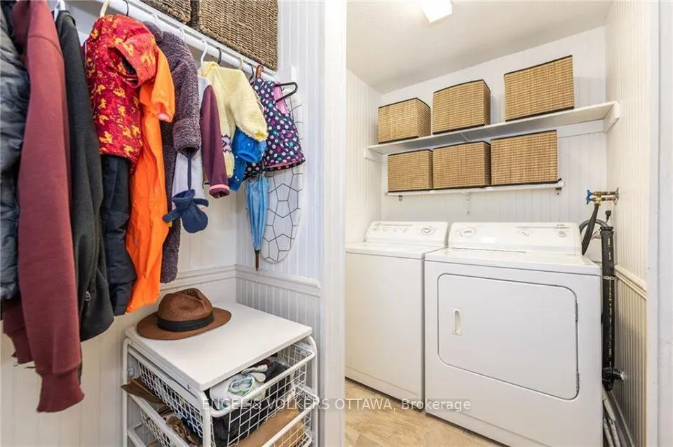 Photo 11 of 223 Carruthers Avenue, Ottawa, Hintonburg — HOMEH