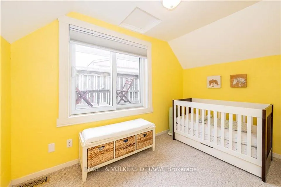 Photo 18 of 223 Carruthers Avenue, Ottawa, Hintonburg — HOMEH