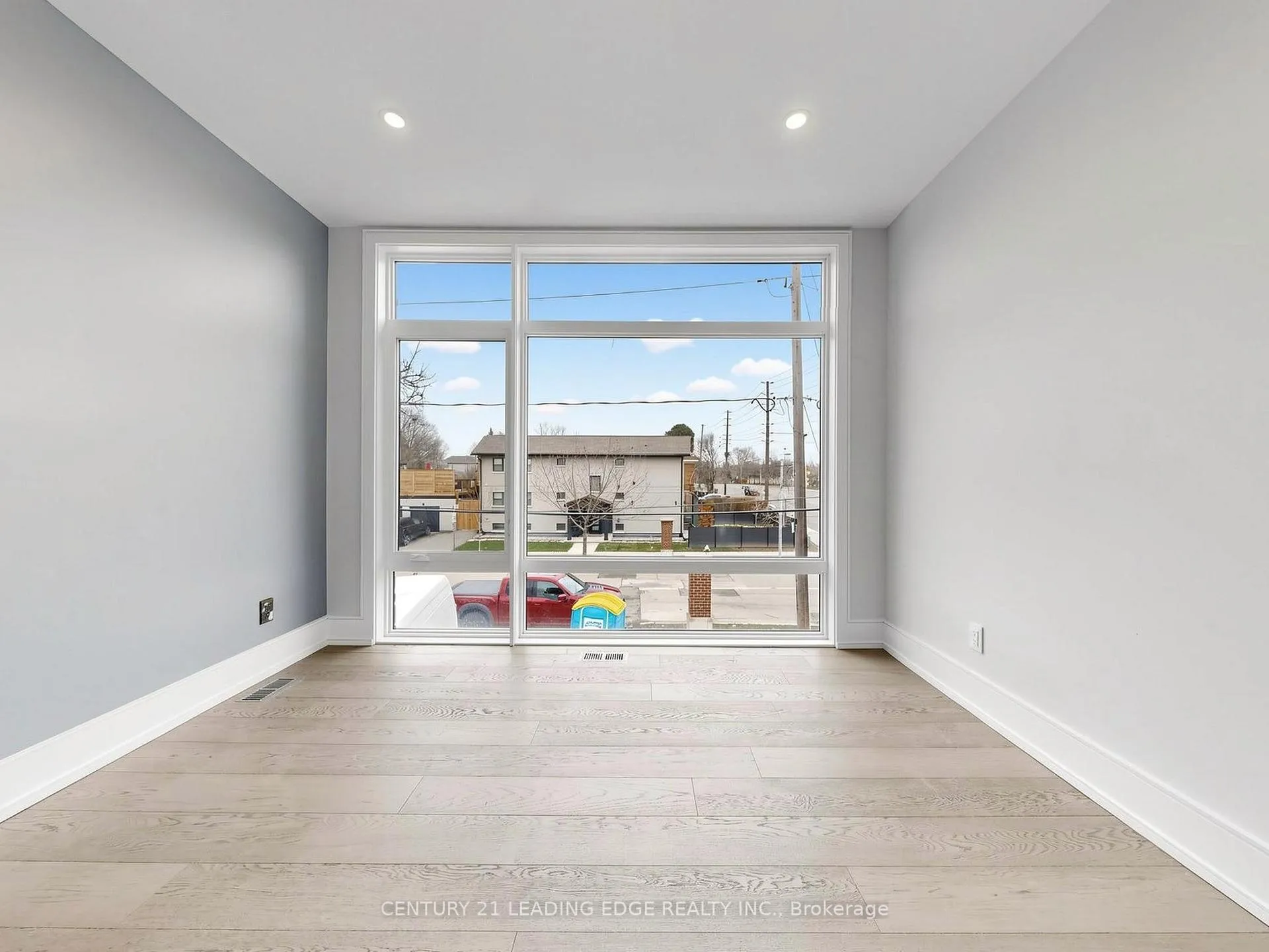 Photo 19 of Unit 3, 170 Dixon Road, Etobicoke, Kingsview Village-The Westway — HOMEH