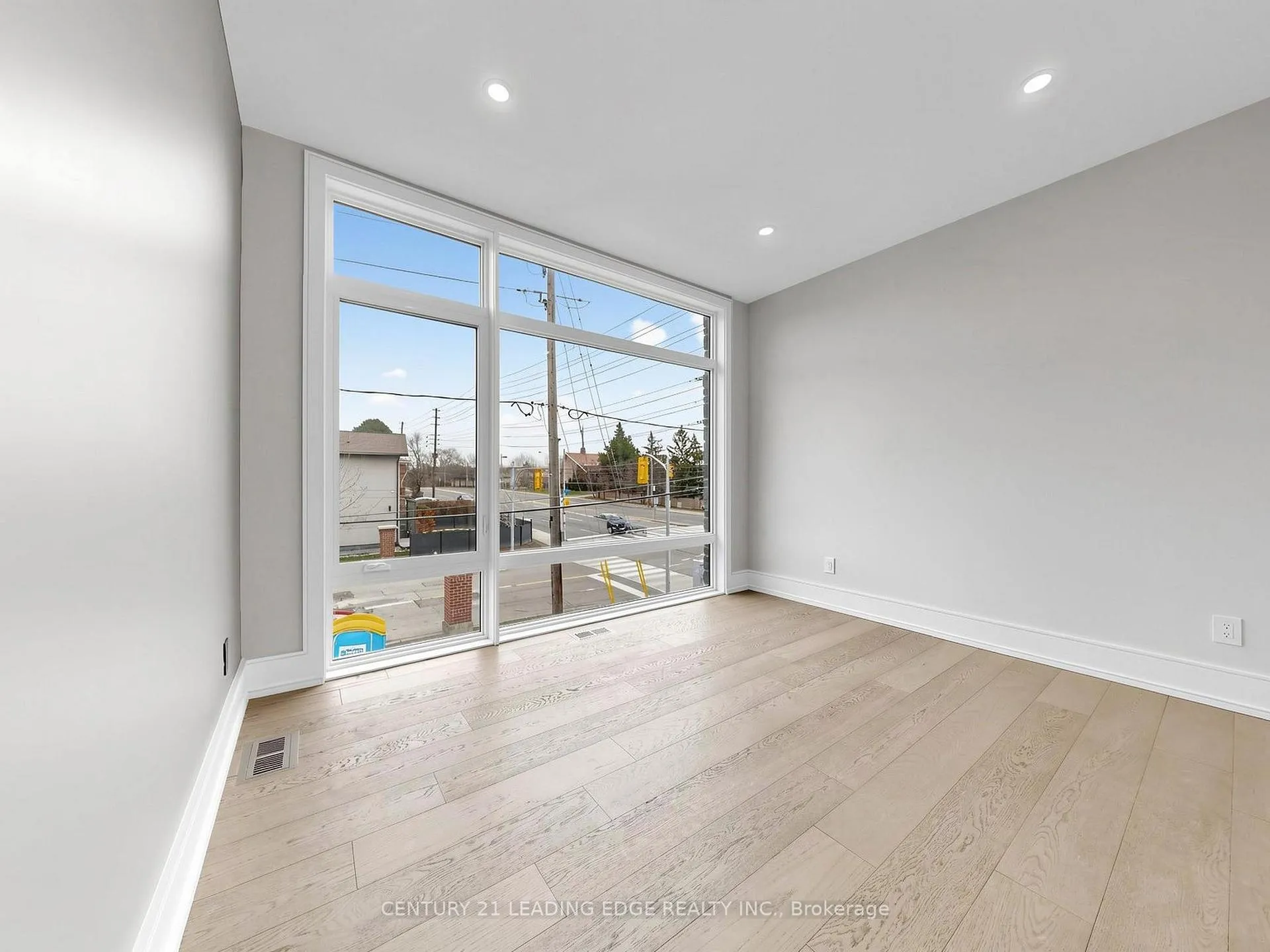Photo 20 of Unit 3, 170 Dixon Road, Etobicoke, Kingsview Village-The Westway — HOMEH