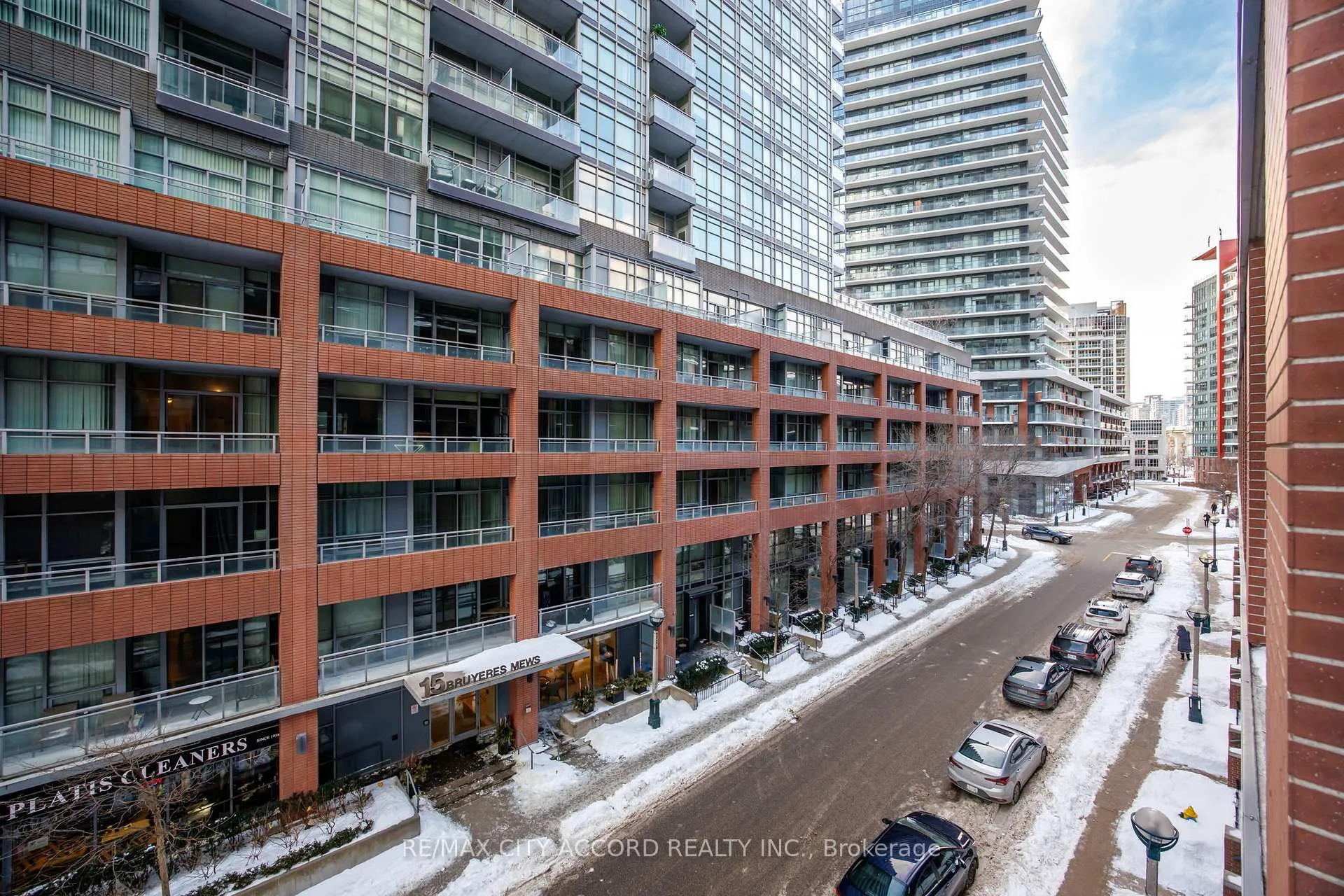 Photo 22 of Unit 311, 20 Bruyeres Mews, Toronto, Niagara — HOMEH