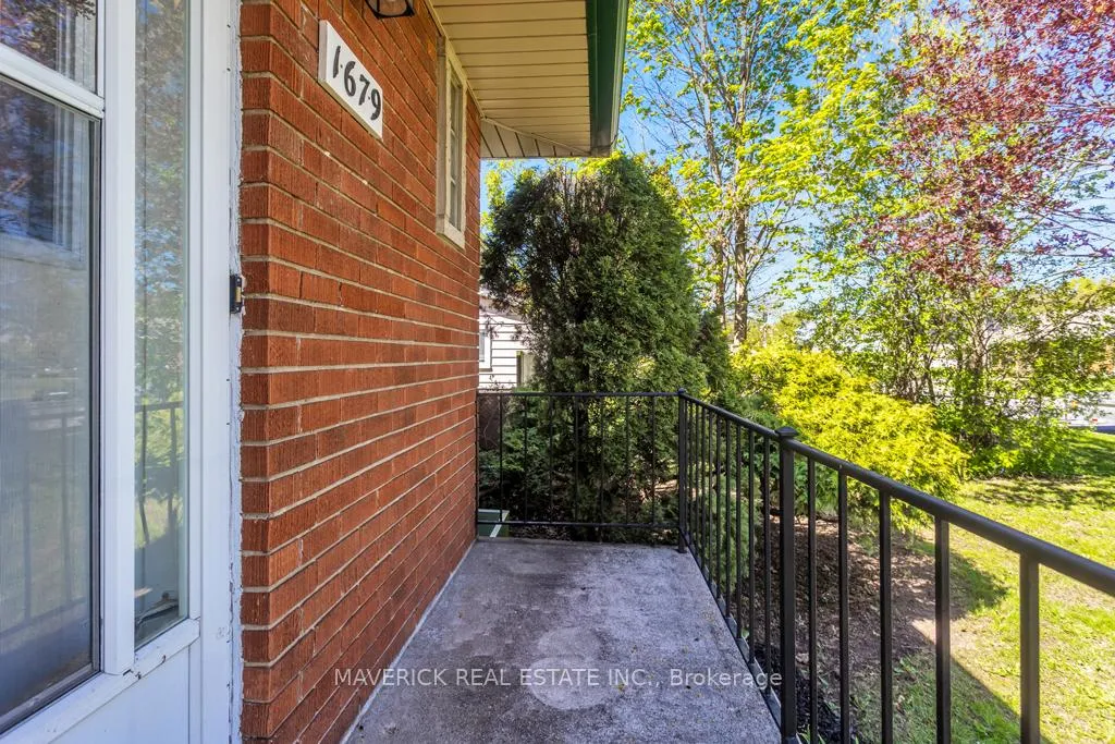 Photo 5 of 1679 Dale Street, London, East H — HOMEH