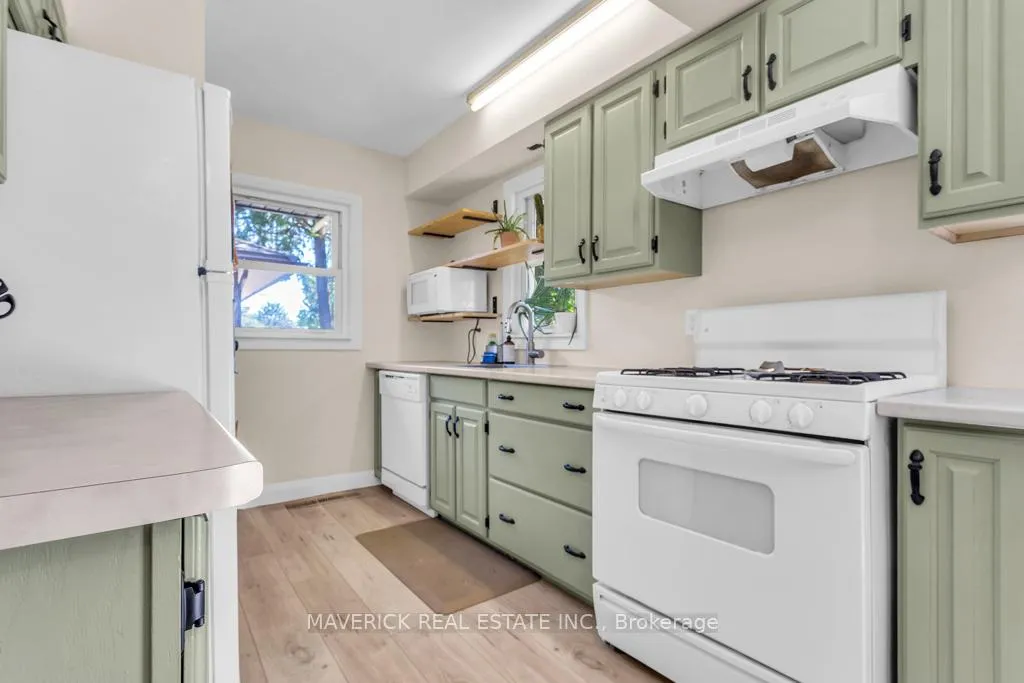Photo 13 of 1679 Dale Street, London, East H — HOMEH