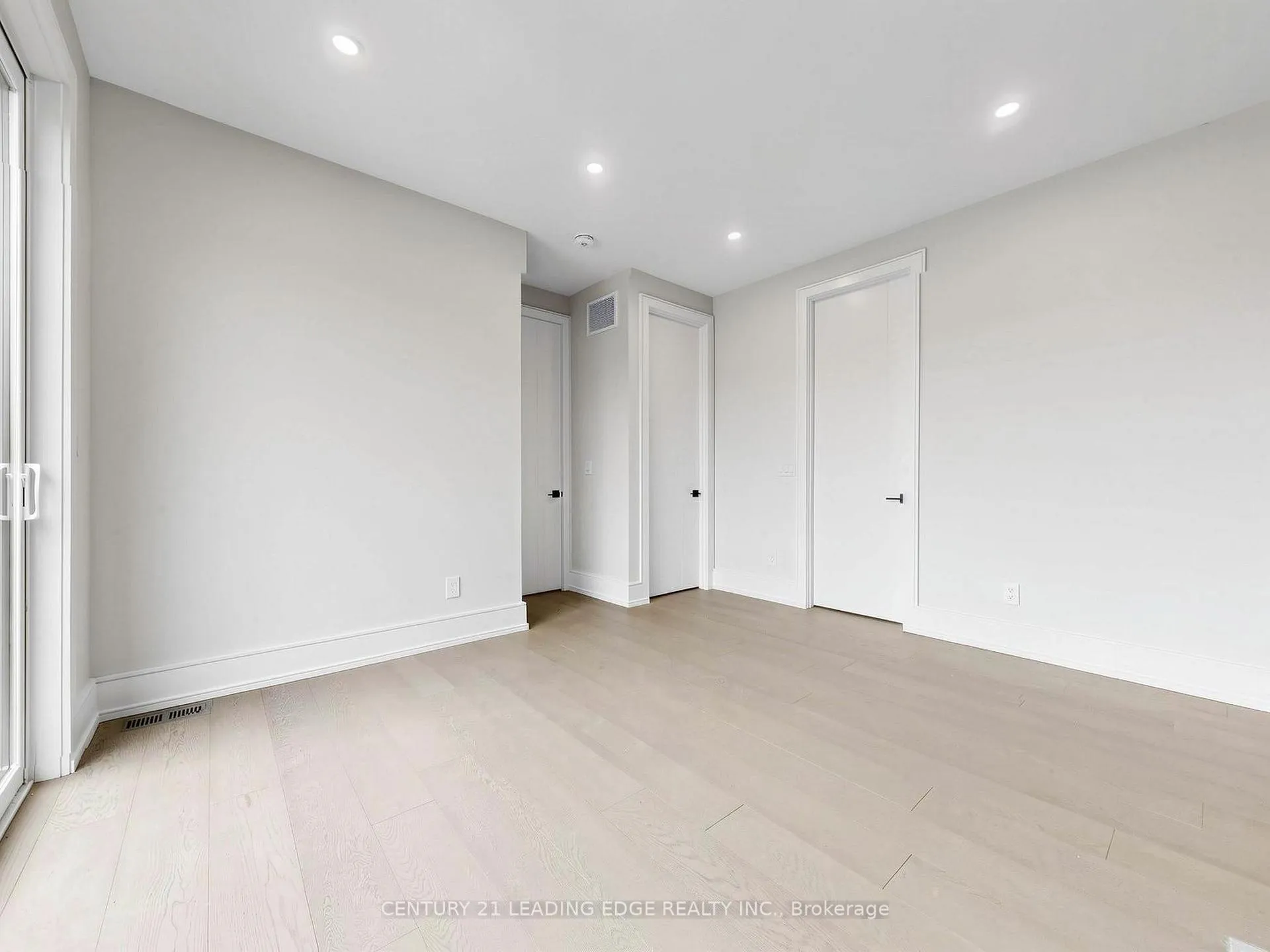 Photo 14 of Unit 1, 170 Dixon Road, Etobicoke, Kingsview Village-The Westway — HOMEH