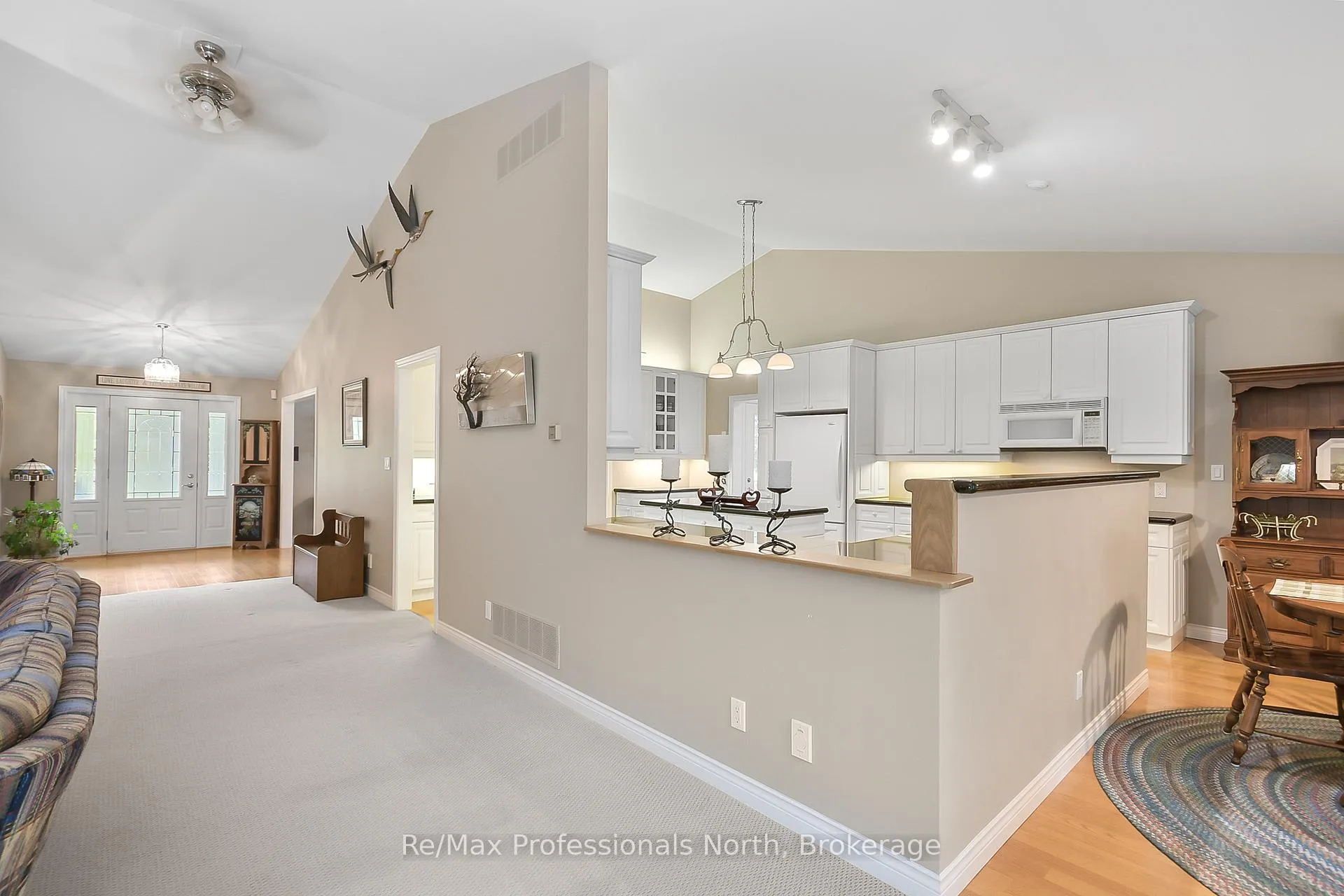 Photo 9 of 160 Tiffany Trail, Gravenhurst, Muskoka (S) — HOMEH