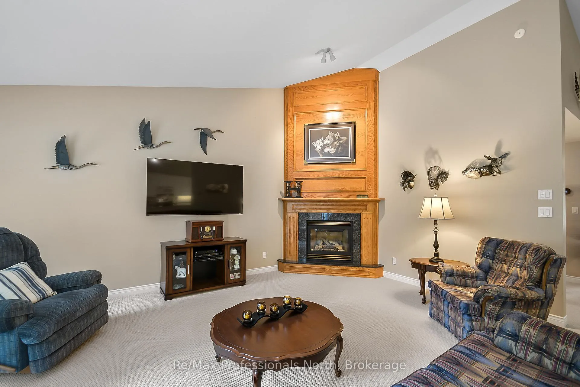 Photo 14 of 160 Tiffany Trail, Gravenhurst, Muskoka (S) — HOMEH