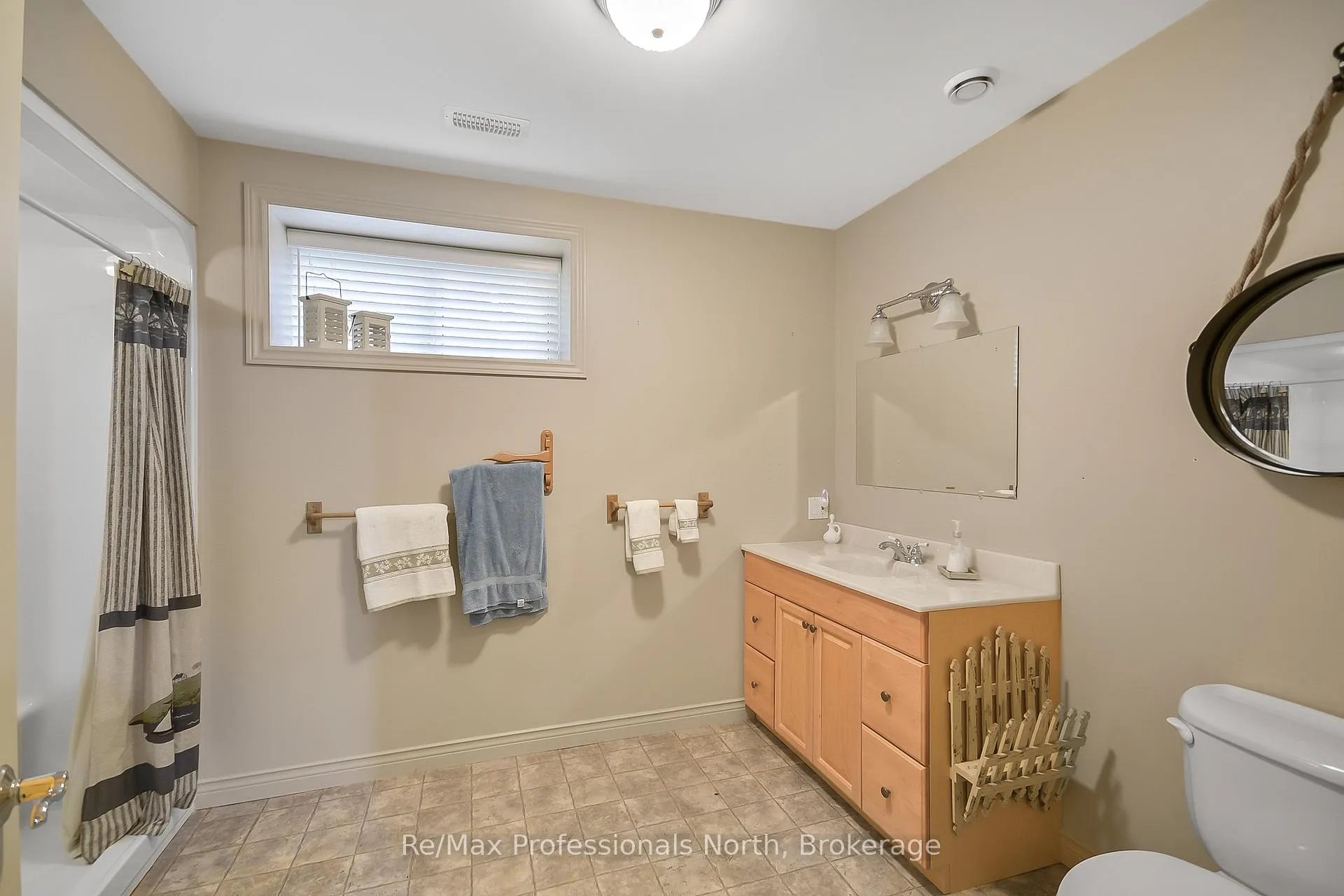 Photo 35 of 160 Tiffany Trail, Gravenhurst, Muskoka (S) — HOMEH