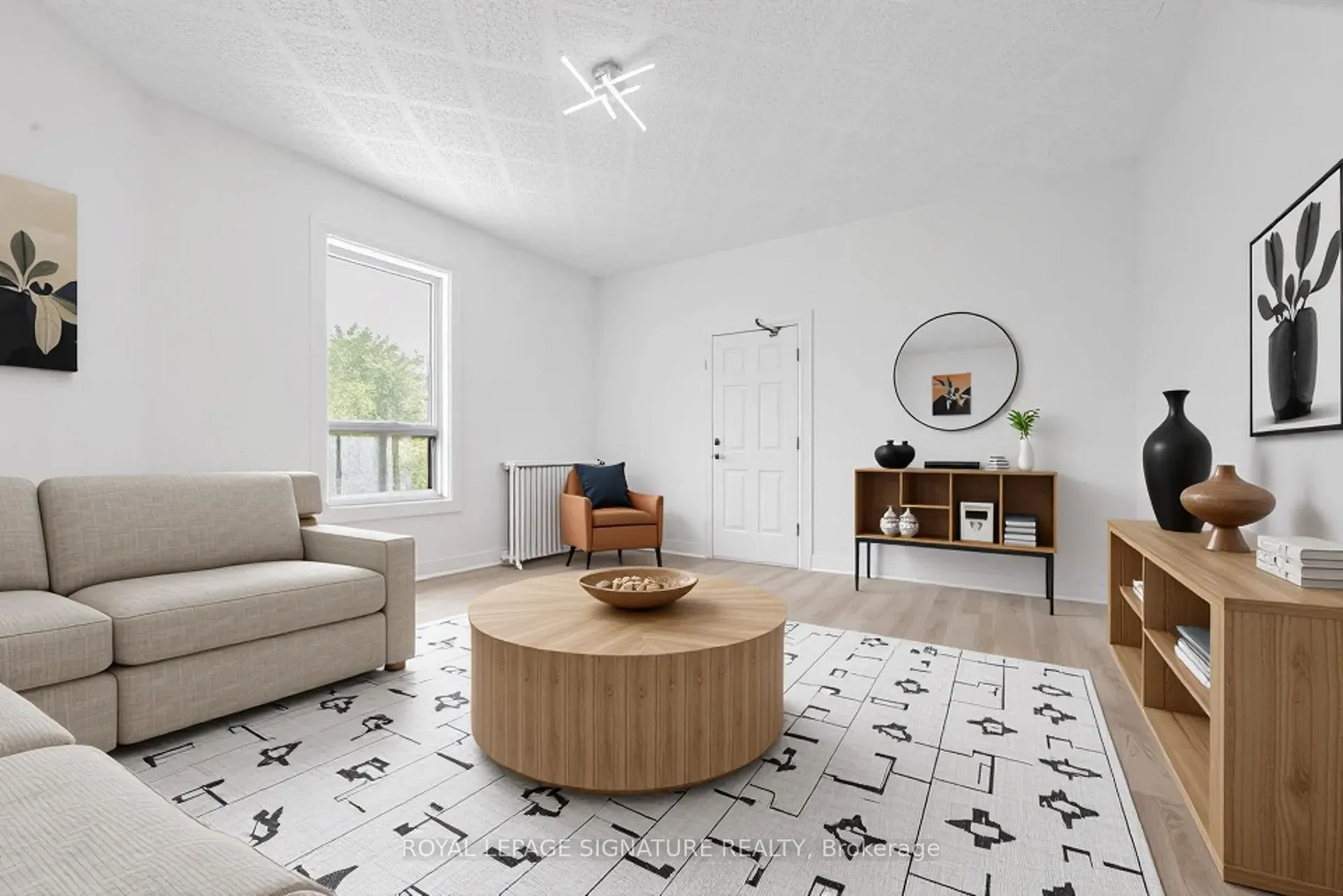 Photo 1 of Unit 2, 1 Bellwoods Park, Toronto, Trinity-Bellwoods — HOMEH