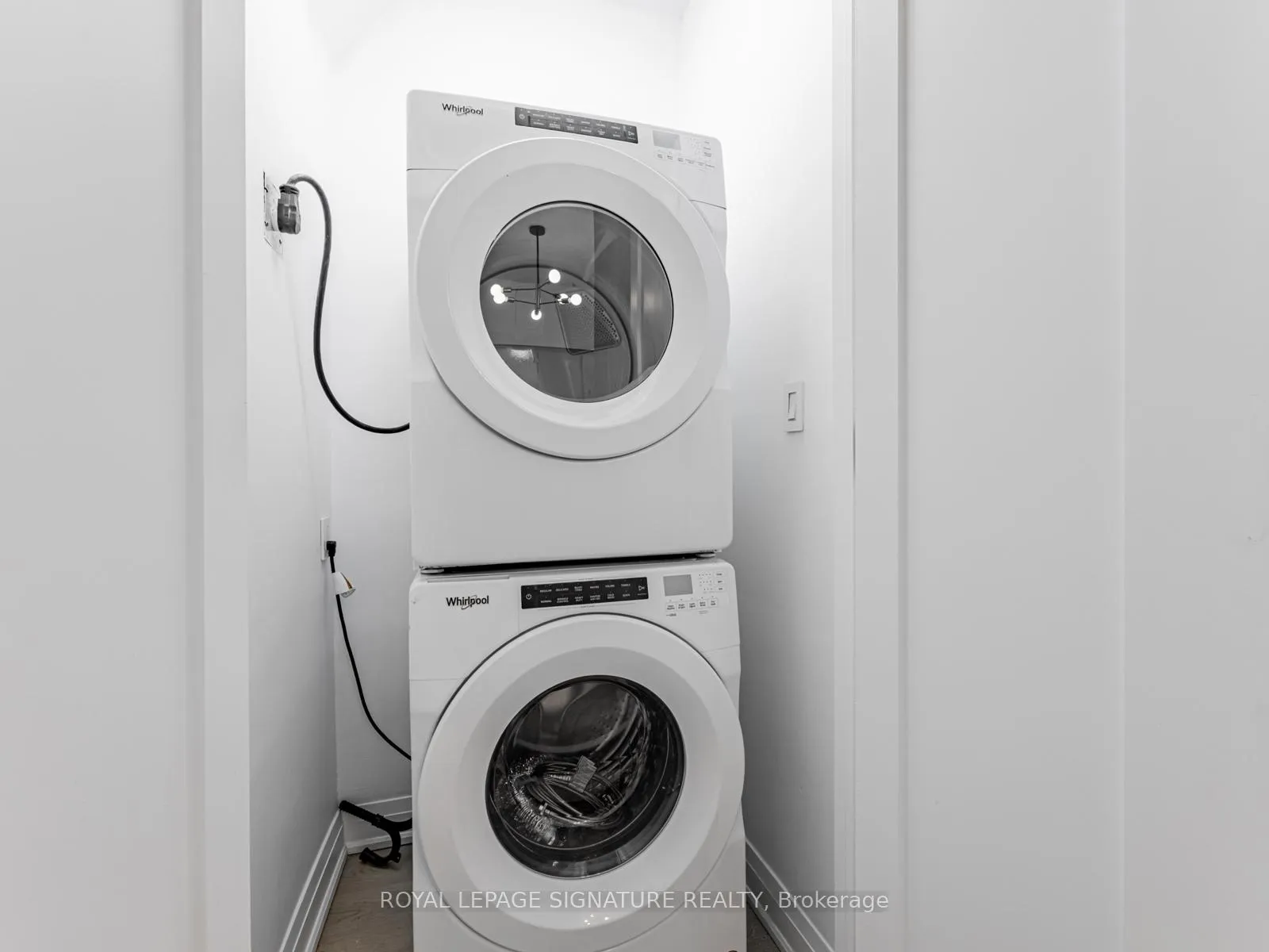 Photo 12 of Unit 2, 1 Bellwoods Park, Toronto, Trinity-Bellwoods — HOMEH