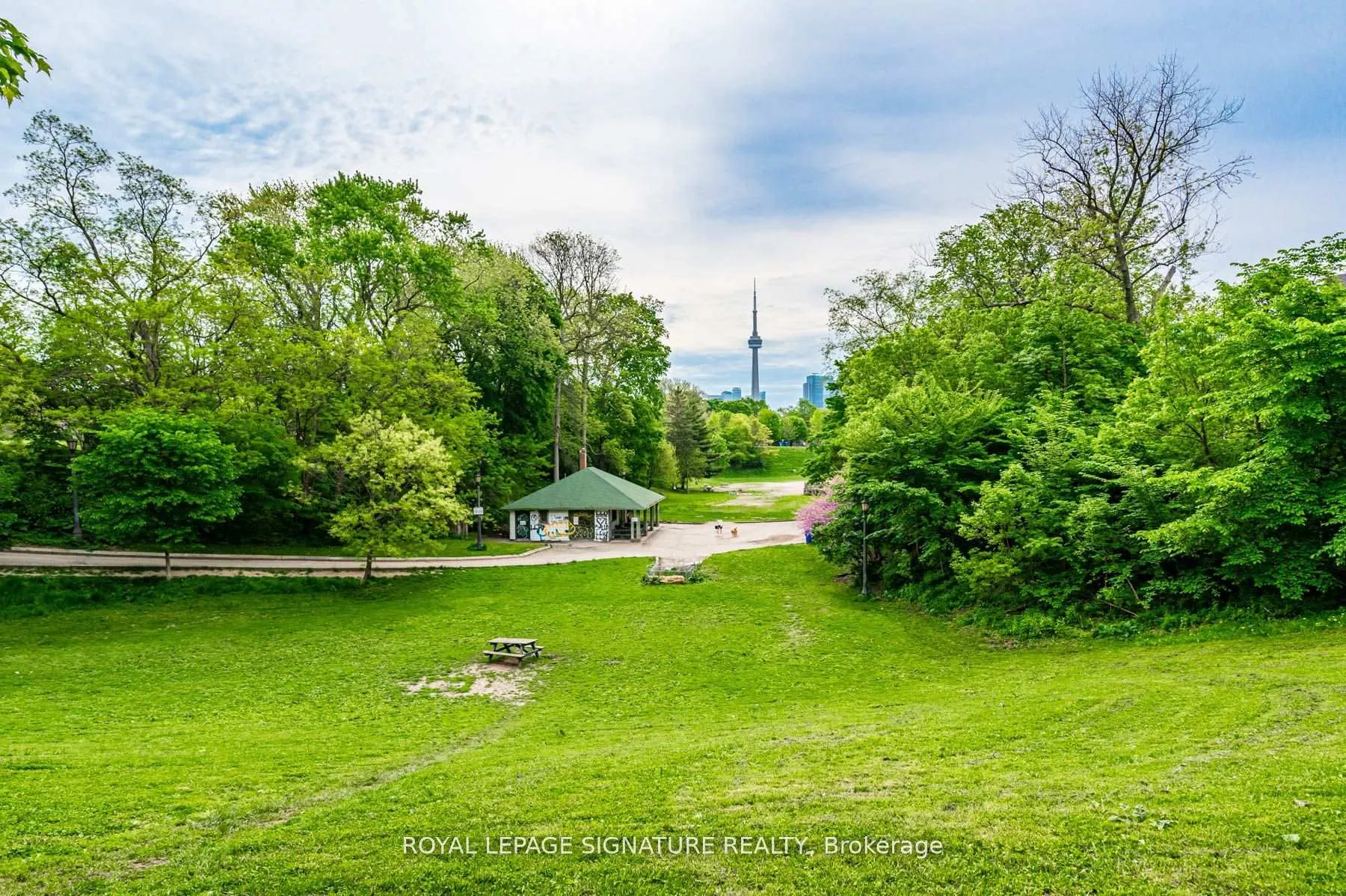 Photo 17 of Unit 2, 1 Bellwoods Park, Toronto, Trinity-Bellwoods — HOMEH