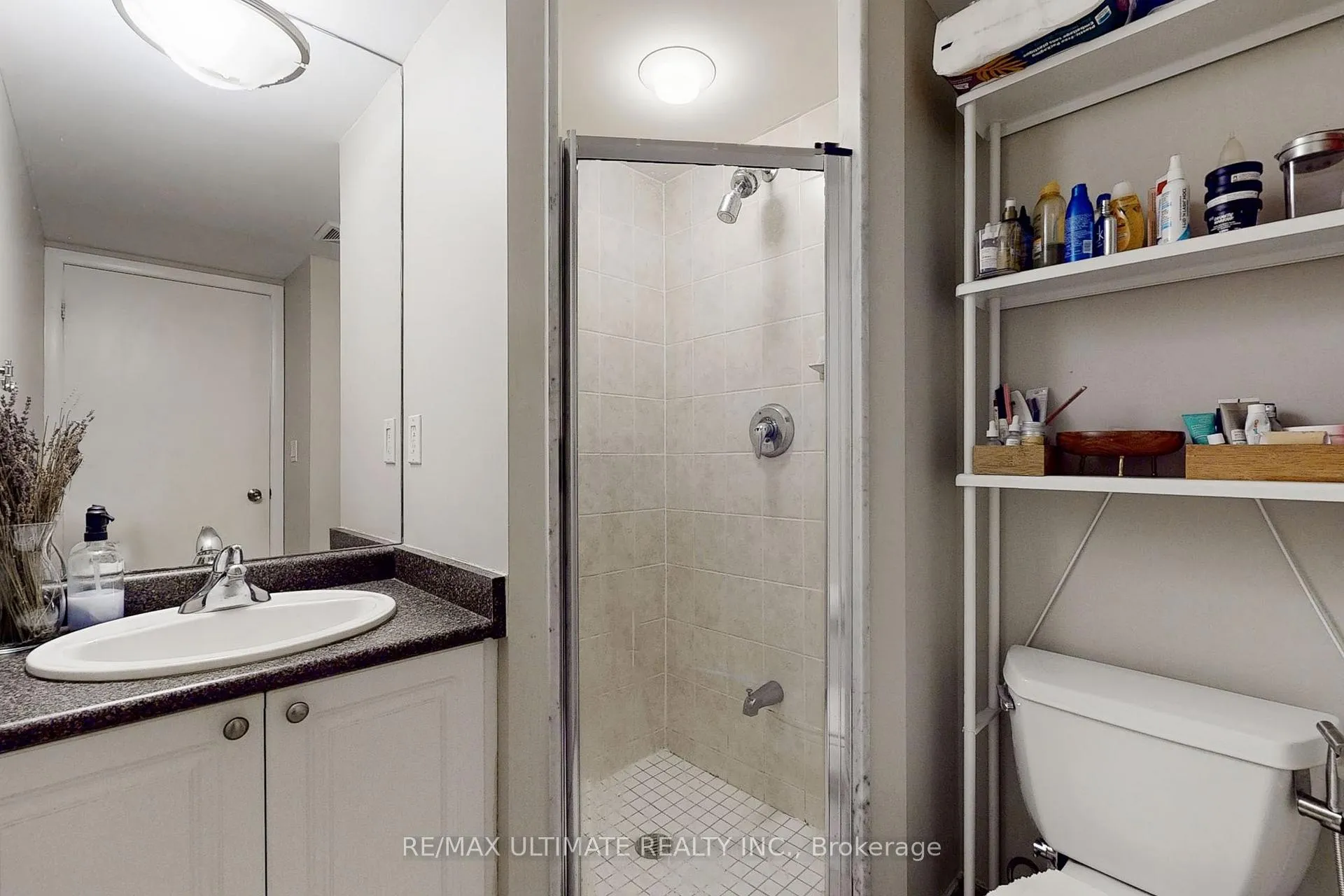 Photo 18 of Unit 228, 231 Fort York Boulevard, Toronto, Niagara — HOMEH