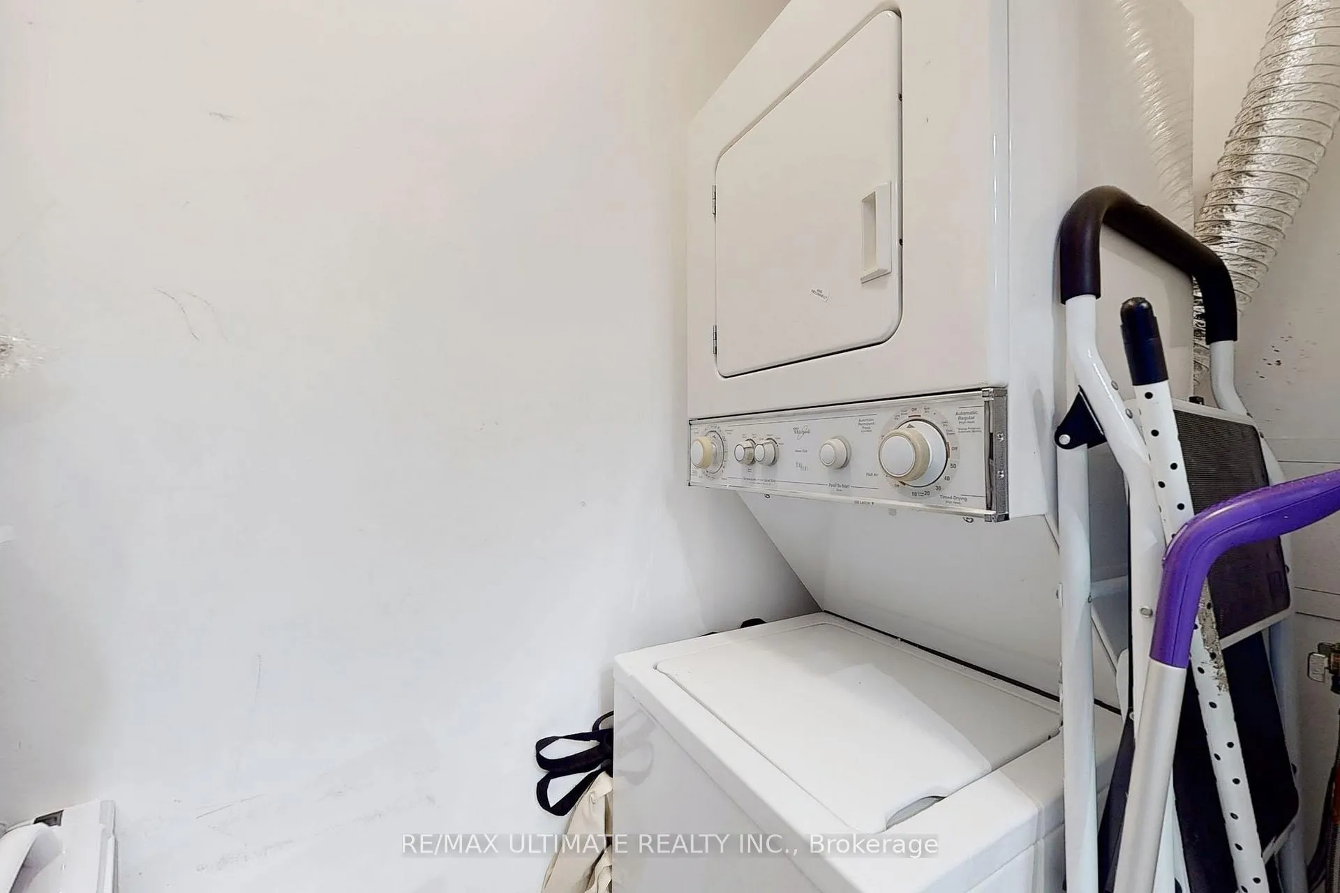 Photo 19 of Unit 228, 231 Fort York Boulevard, Toronto, Niagara — HOMEH