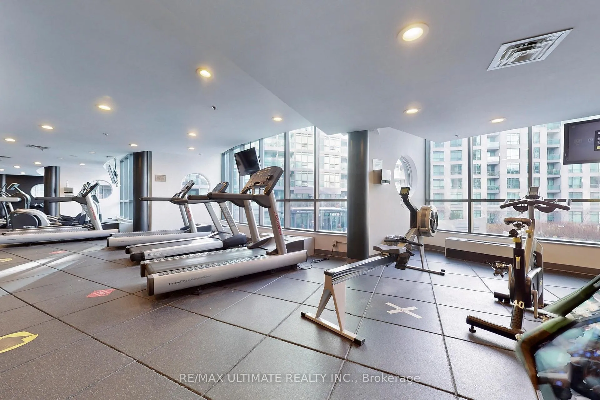 Photo 22 of Unit 228, 231 Fort York Boulevard, Toronto, Niagara — HOMEH