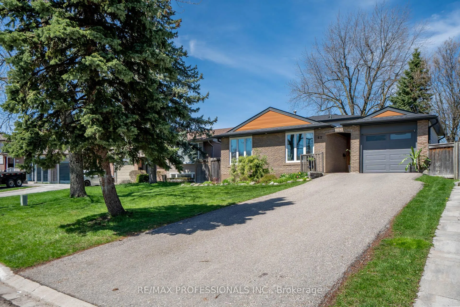 Photo 38 of 62 Caledon Crescent, Brampton, Brampton East — HOMEH