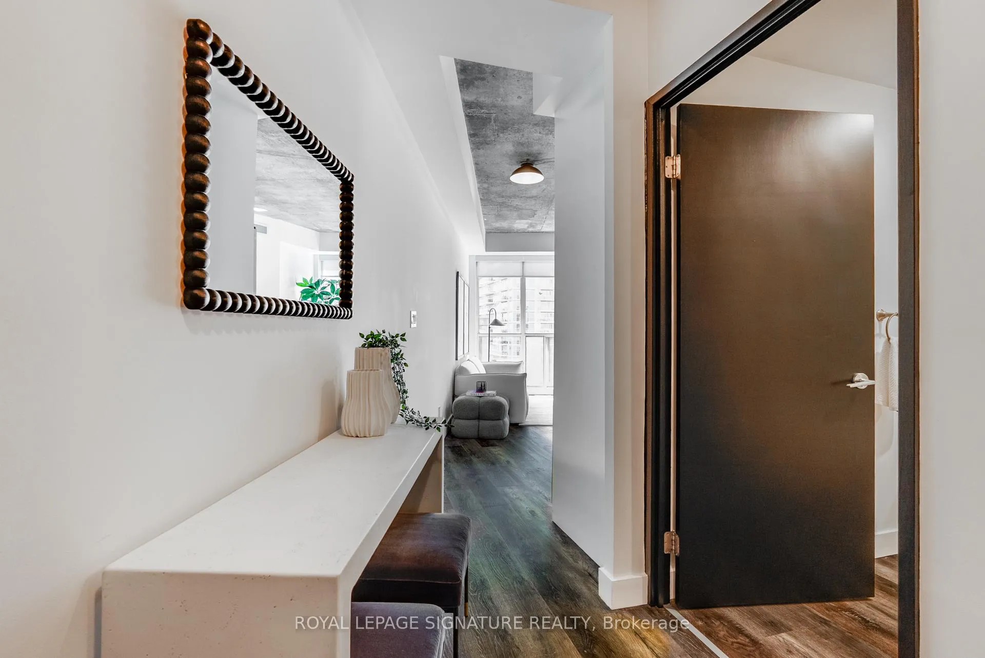 Photo 17 of Unit 1421, 1 Shaw Street, Toronto, Niagara — HOMEH