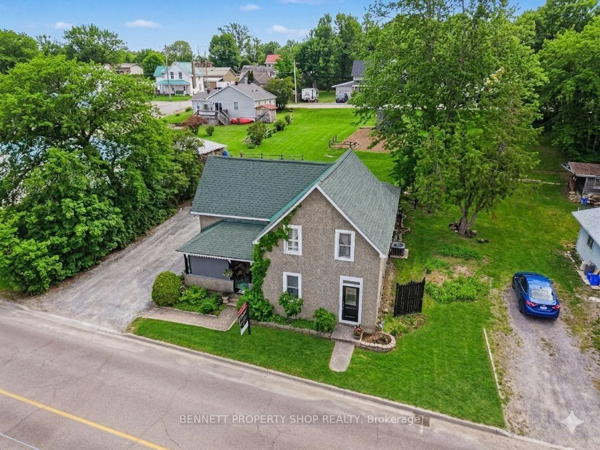 Photo 1 of 827 River Road, McNab/Braeside, Mcnab/Braeside Twps — HOMEH