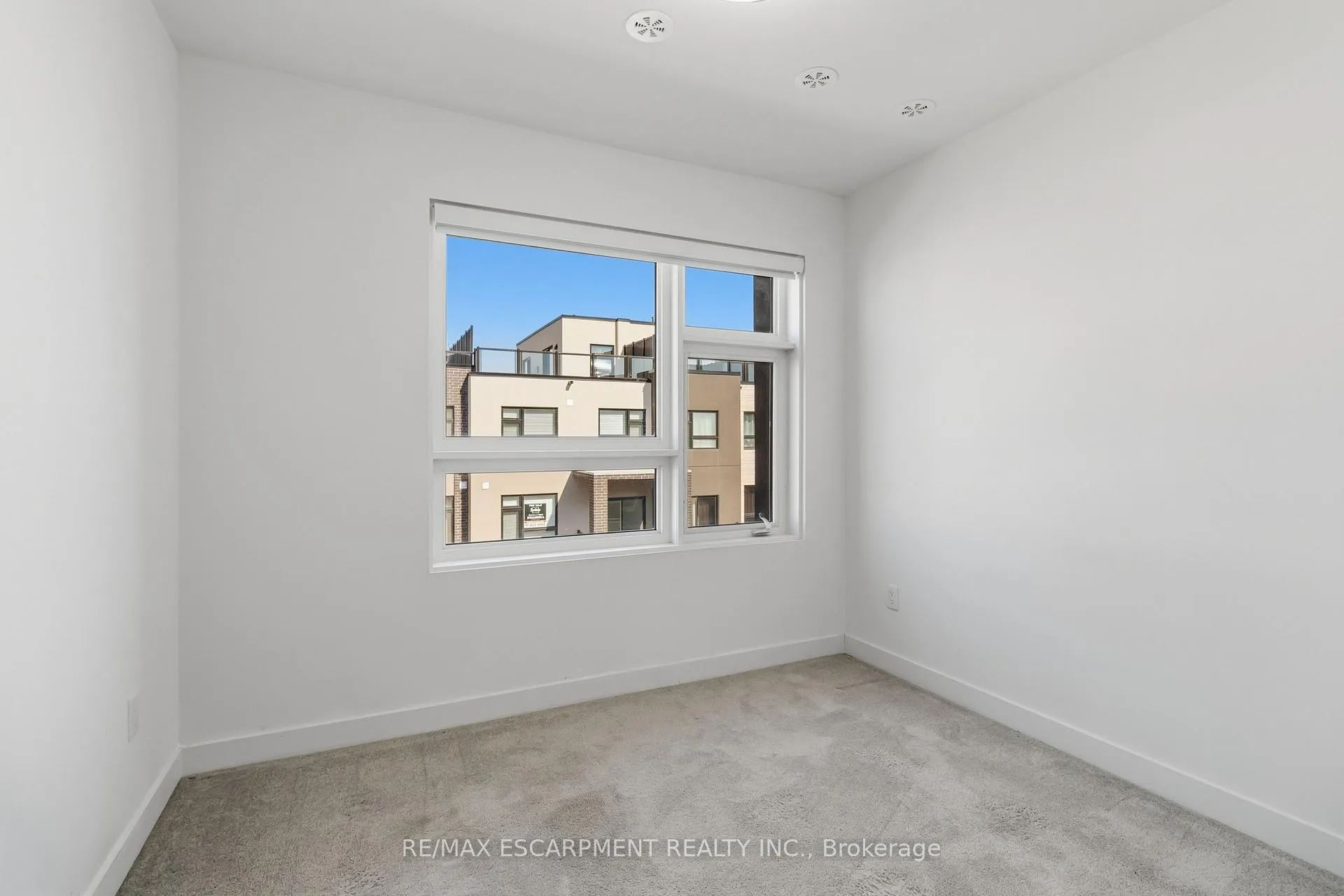 Photo 28 of Unit 36, 1121 Cooke Boulevard, Burlington, LaSalle — HOMEH