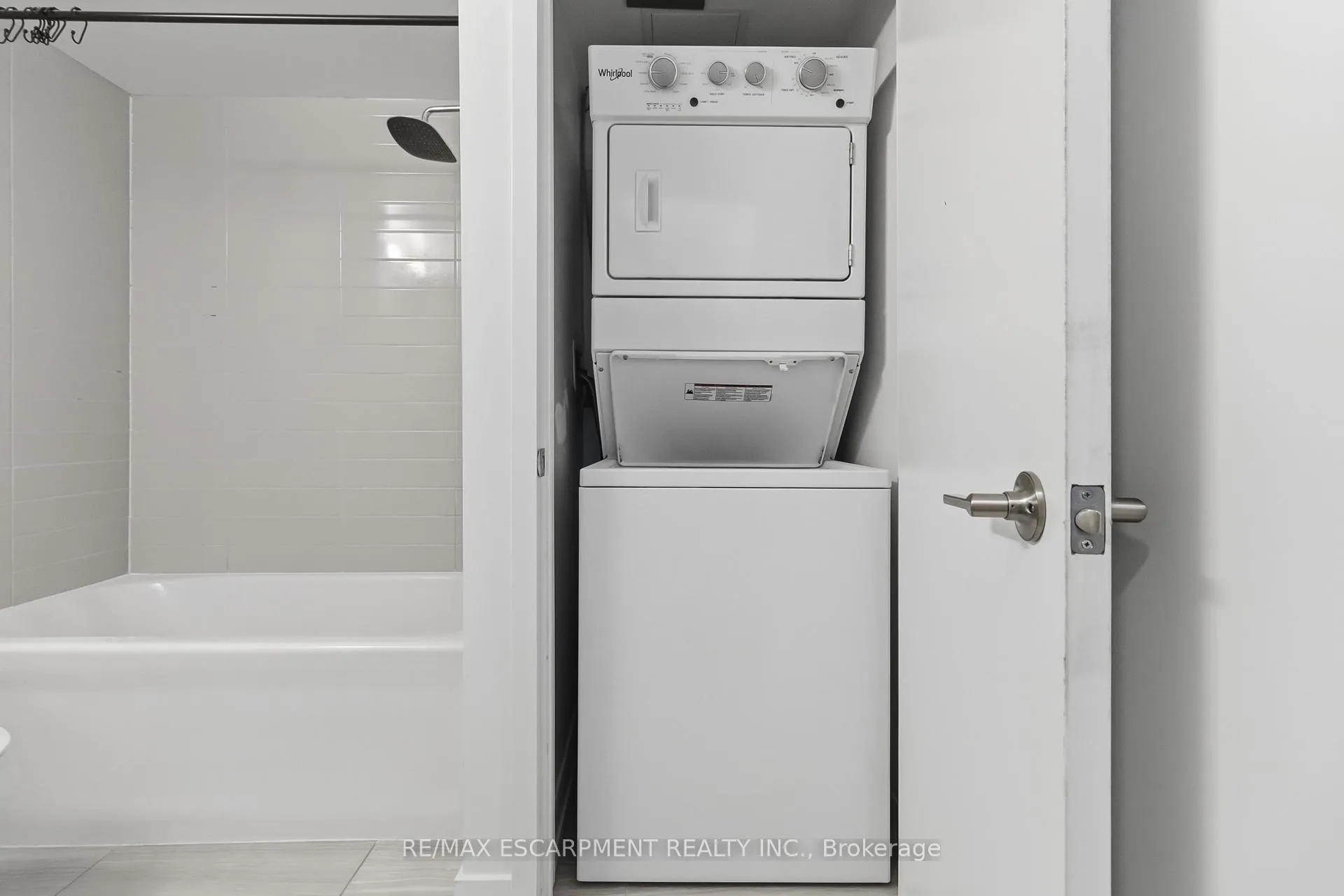 Photo 31 of Unit 36, 1121 Cooke Boulevard, Burlington, LaSalle — HOMEH