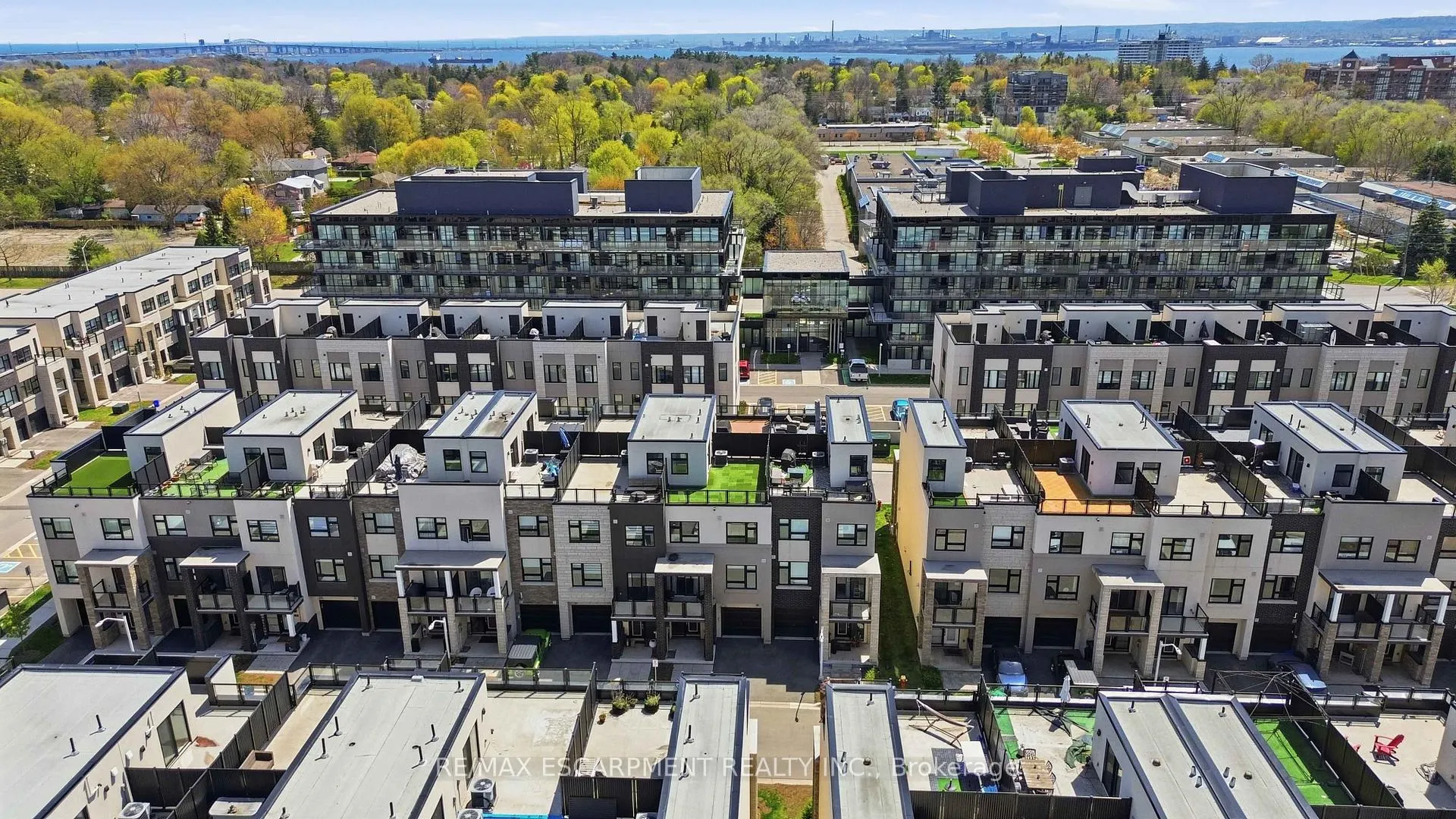Photo 41 of Unit 36, 1121 Cooke Boulevard, Burlington, LaSalle — HOMEH