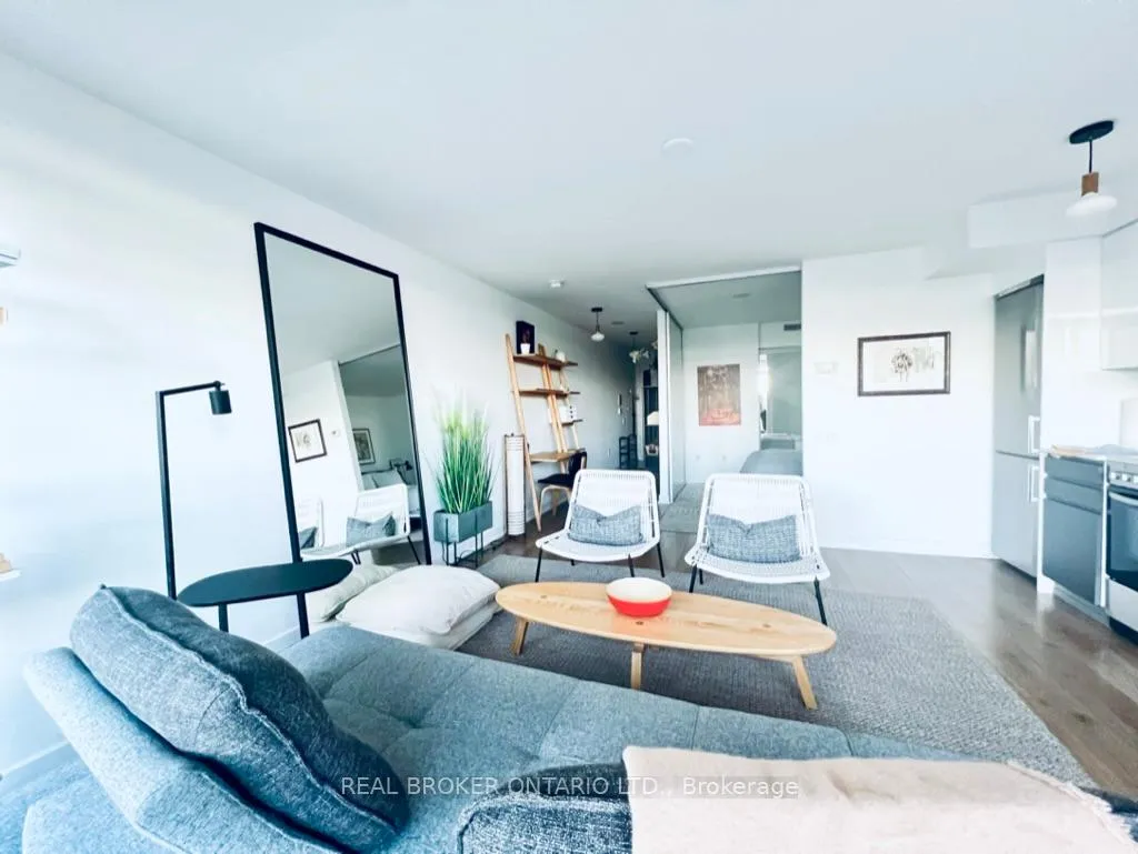Photo 6 of Unit 1112, 78 Tecumseth Street, Toronto, Niagara — HOMEH