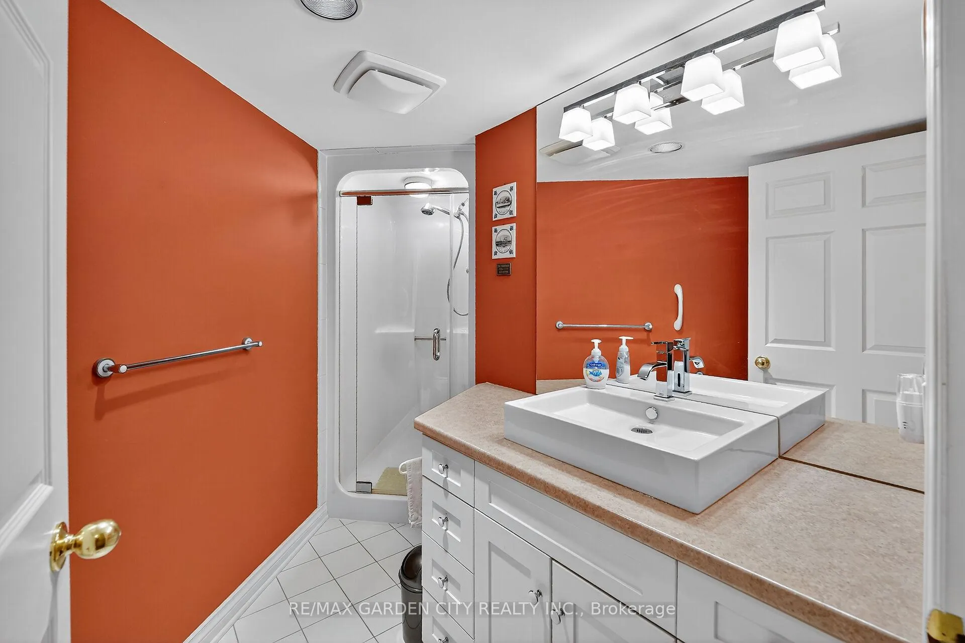 Photo 22 of Unit 201, 70 Main Street, St. Catharines, Port Dalhousie — HOMEH