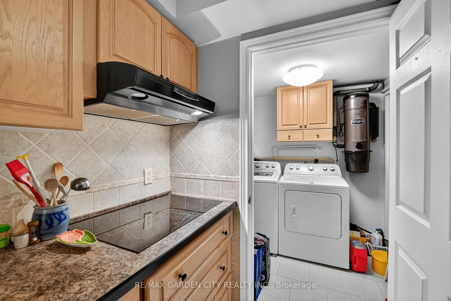 Photo 23 of Unit 201, 70 Main Street, St. Catharines, Port Dalhousie — HOMEH