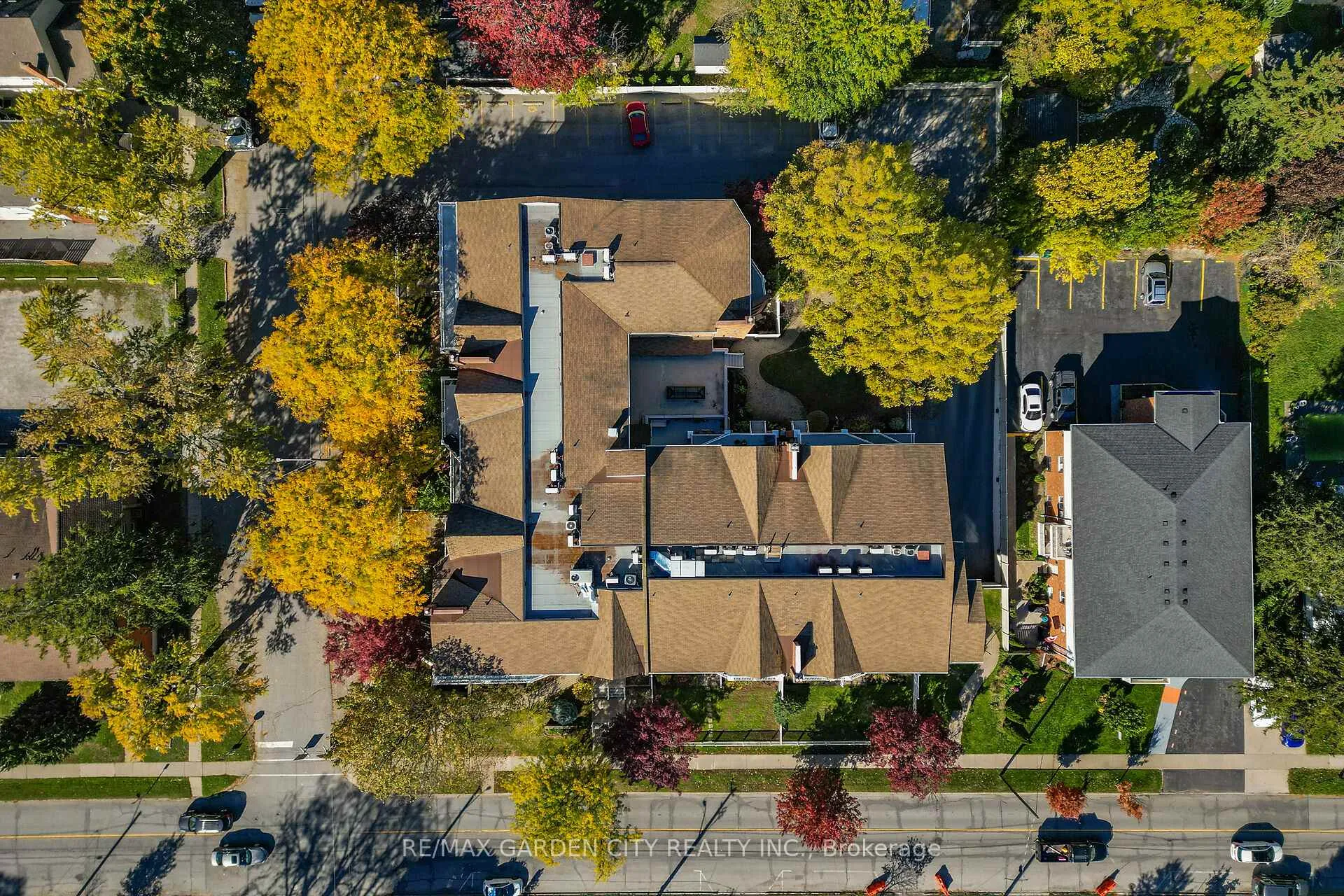 Photo 45 of Unit 201, 70 Main Street, St. Catharines, Port Dalhousie — HOMEH
