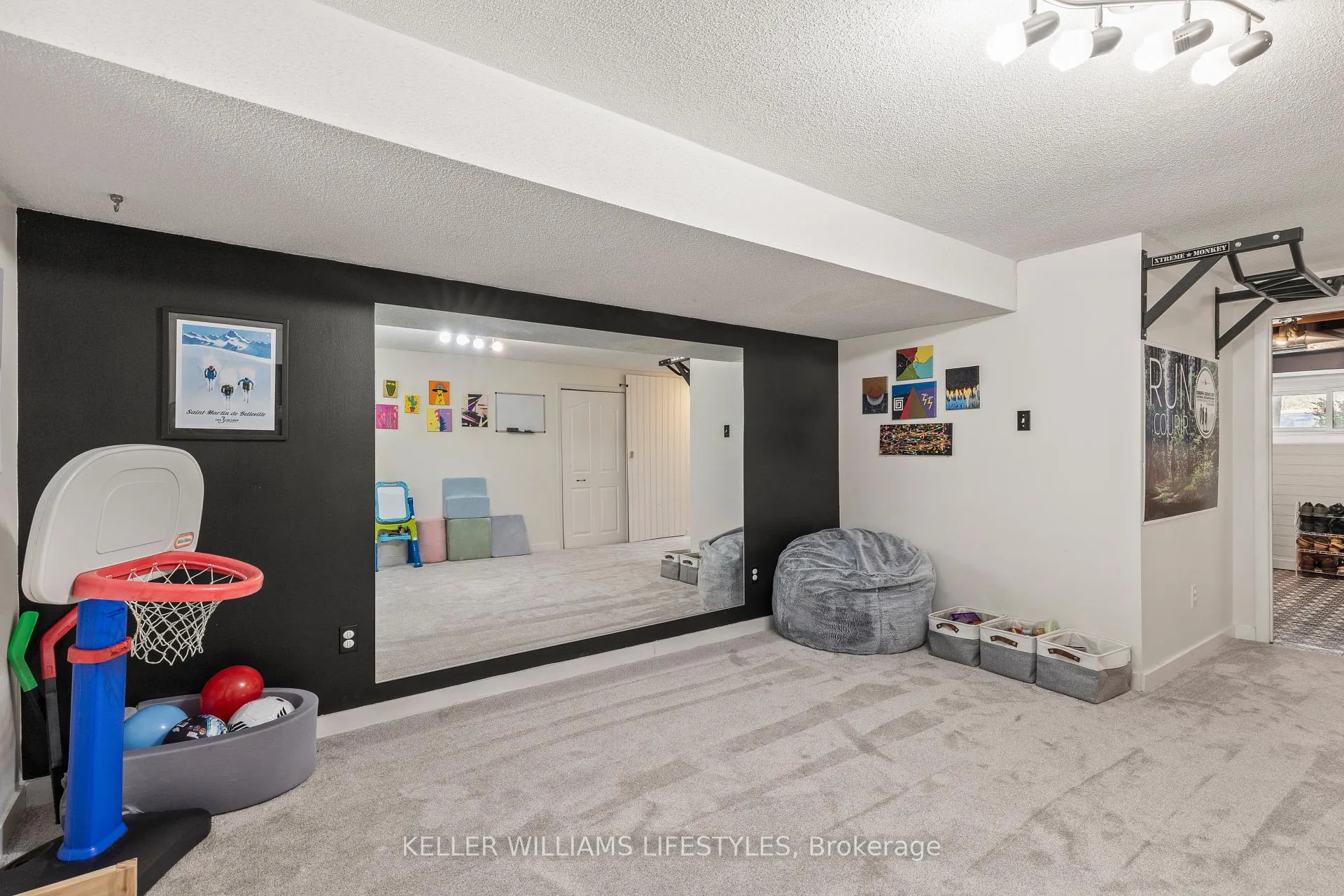 Photo 30 of Unit 40, 110 Deveron Crescent, London, South T — HOMEH