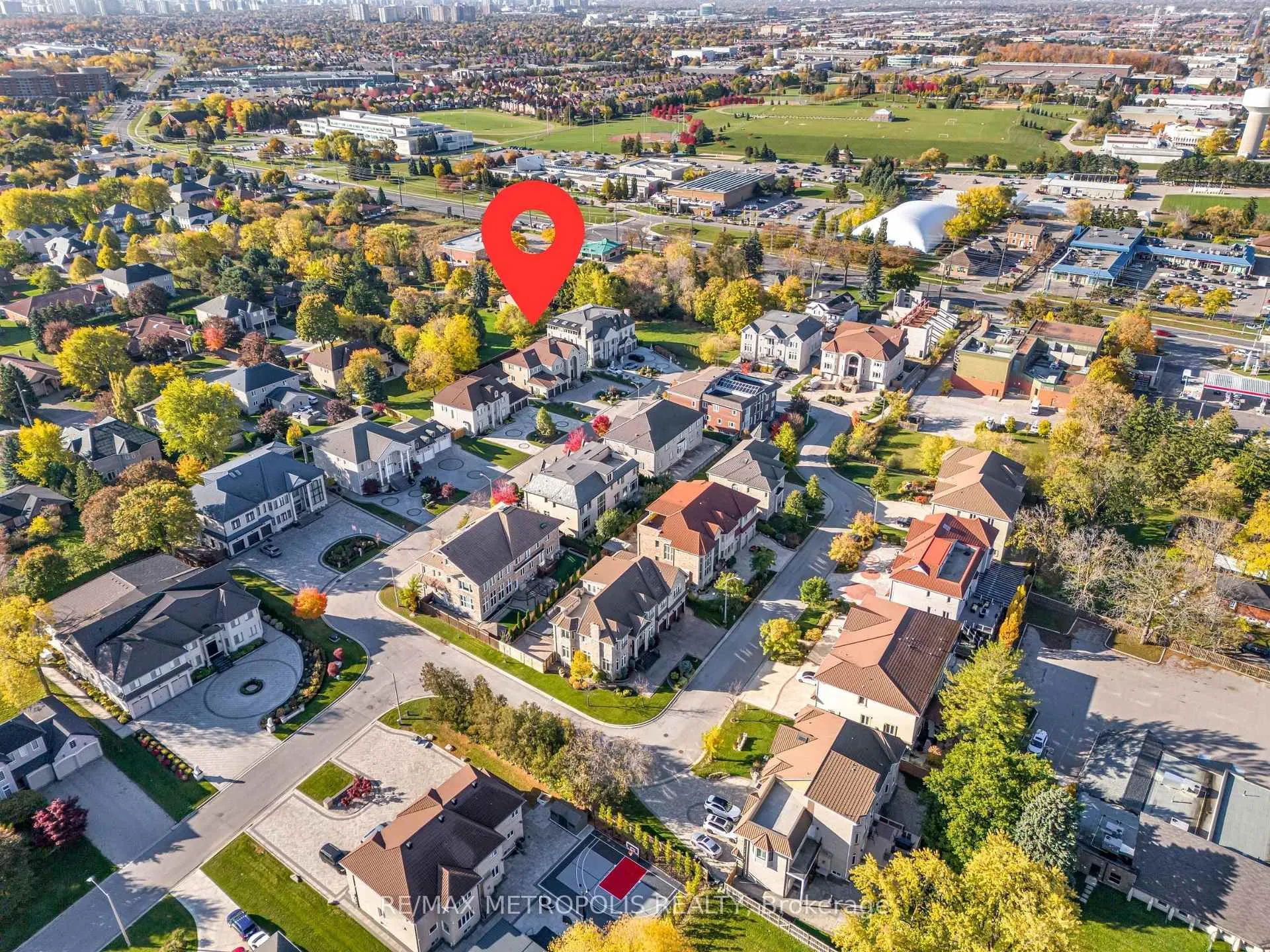 Photo 2 of 9 Alai Circle, Markham, Milliken Mills East — HOMEH