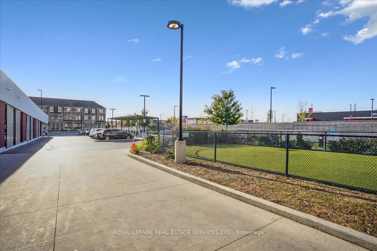 Photo 2 of Unit 1012, 2550 Simcoe Street N, Oshawa, Windfields — HOMEH