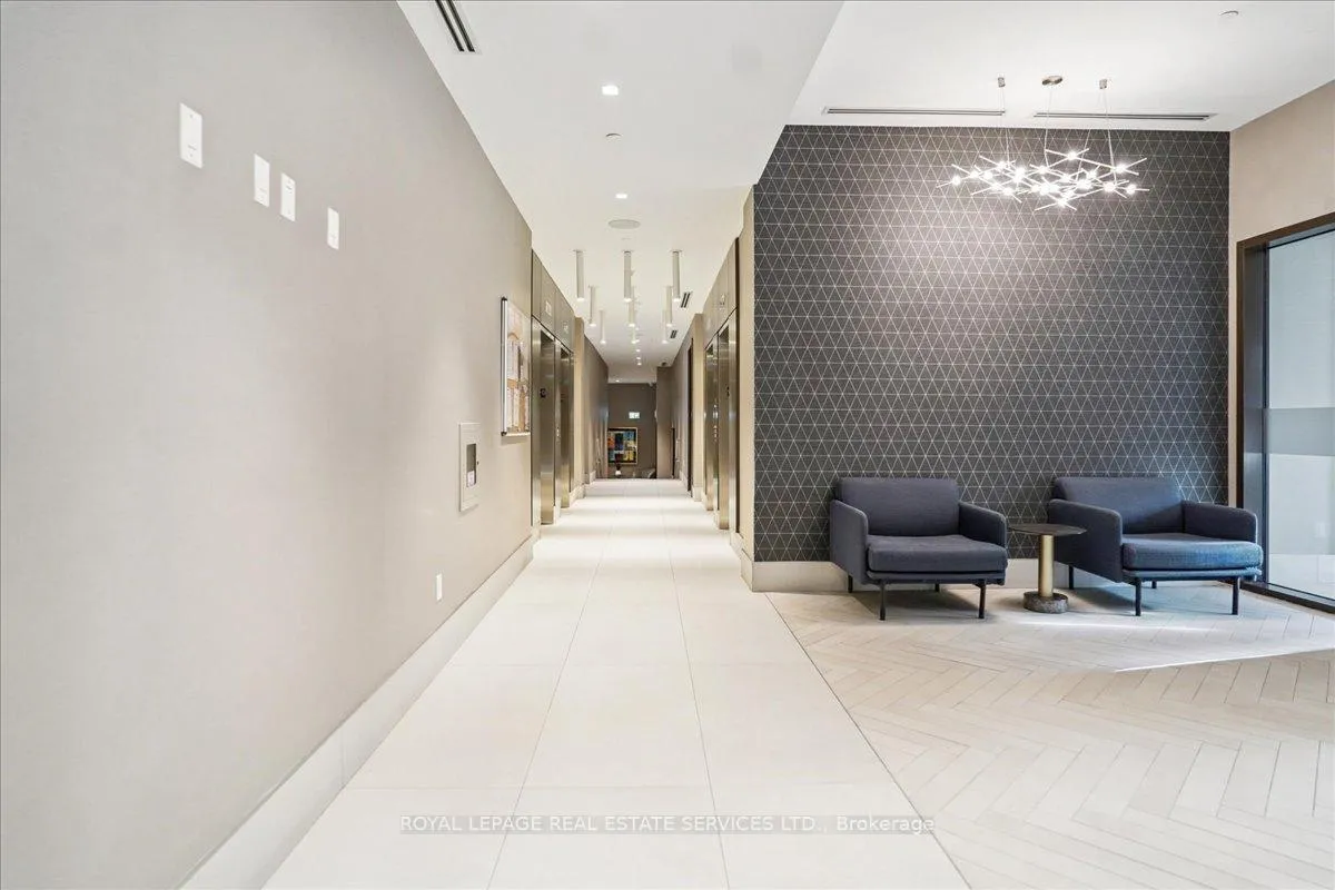 Photo 5 of Unit 1012, 2550 Simcoe Street N, Oshawa, Windfields — HOMEH