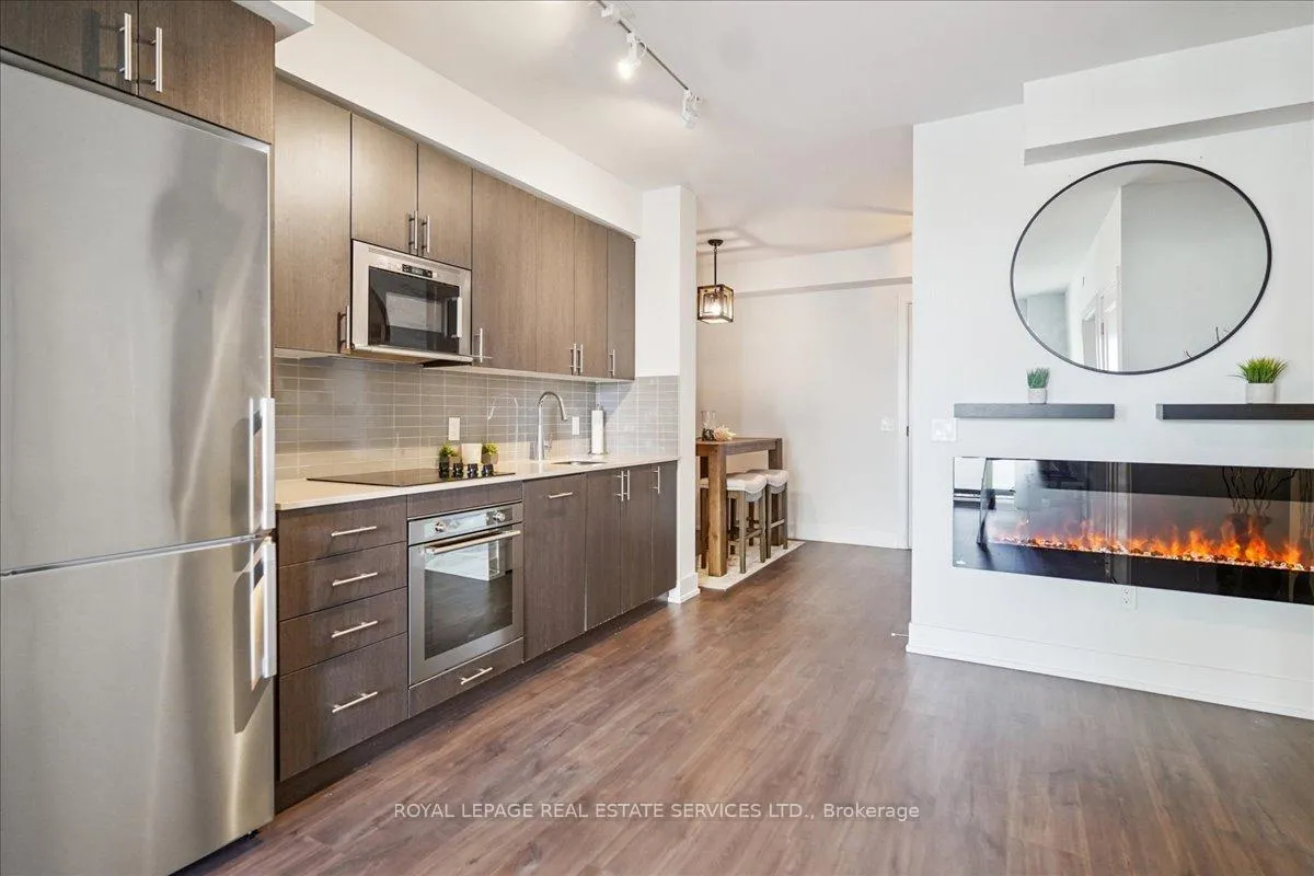 Photo 11 of Unit 1012, 2550 Simcoe Street N, Oshawa, Windfields — HOMEH