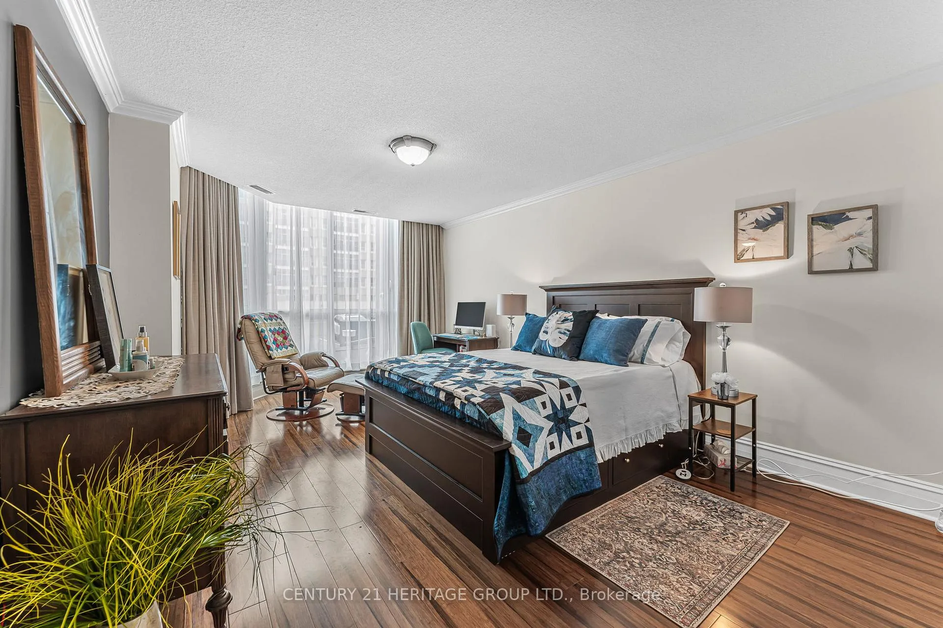 Photo 8 of Unit 102, 67 Caroline Street S, Hamilton, Durand — HOMEH