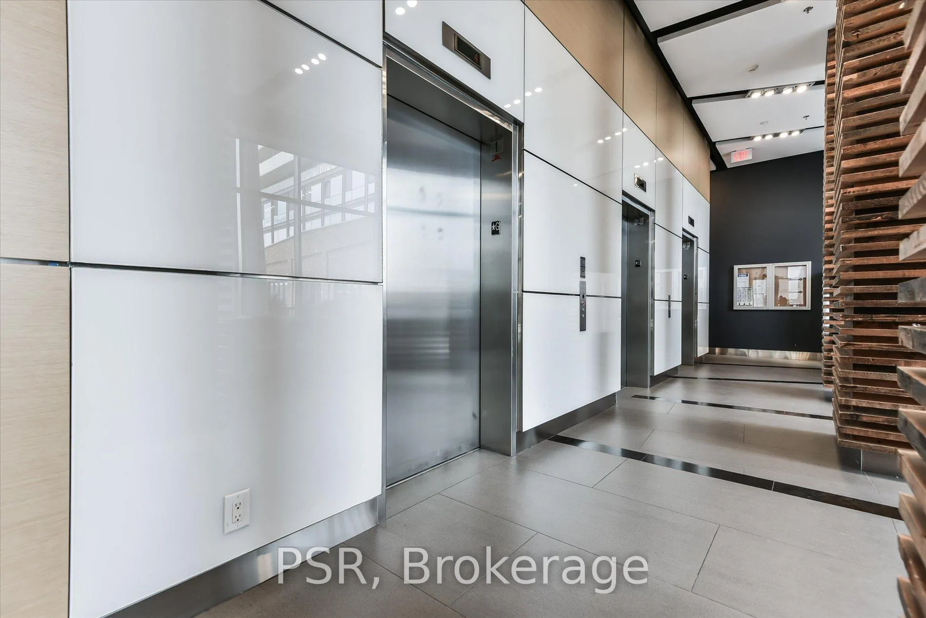 Photo 5 of Unit 2705, 70 Distillery Lane, Toronto, Waterfront Communities — HOMEH