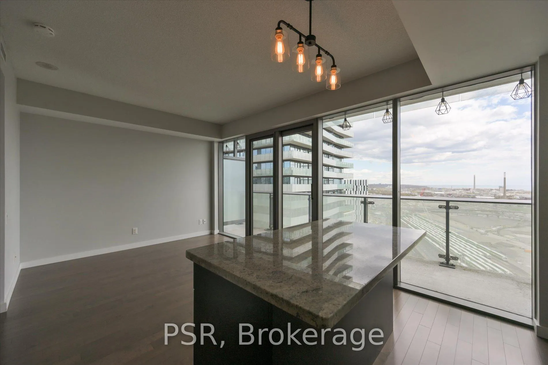 Photo 14 of Unit 2705, 70 Distillery Lane, Toronto, Waterfront Communities — HOMEH