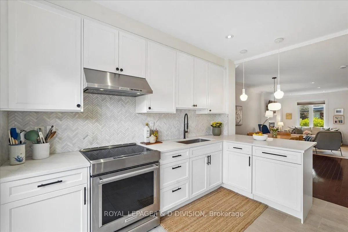 Photo 13 of 113 Langford Avenue, Toronto, Danforth Village-East York — HOMEH