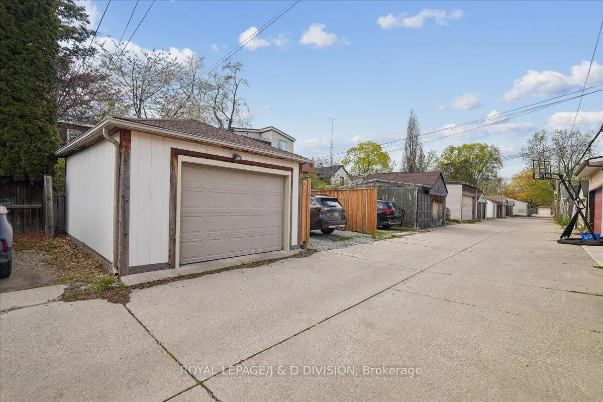 Photo 32 of 113 Langford Avenue, Toronto, Danforth Village-East York — HOMEH