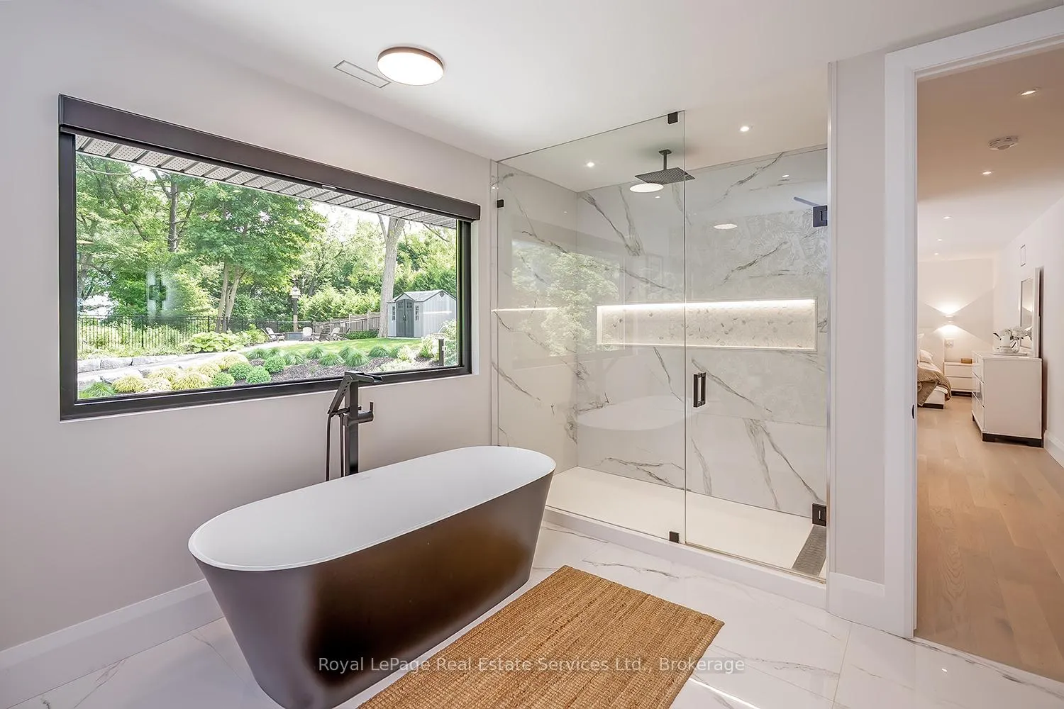 Photo 13 of 111 Judith Crescent, Hamilton, Ancaster — HOMEH