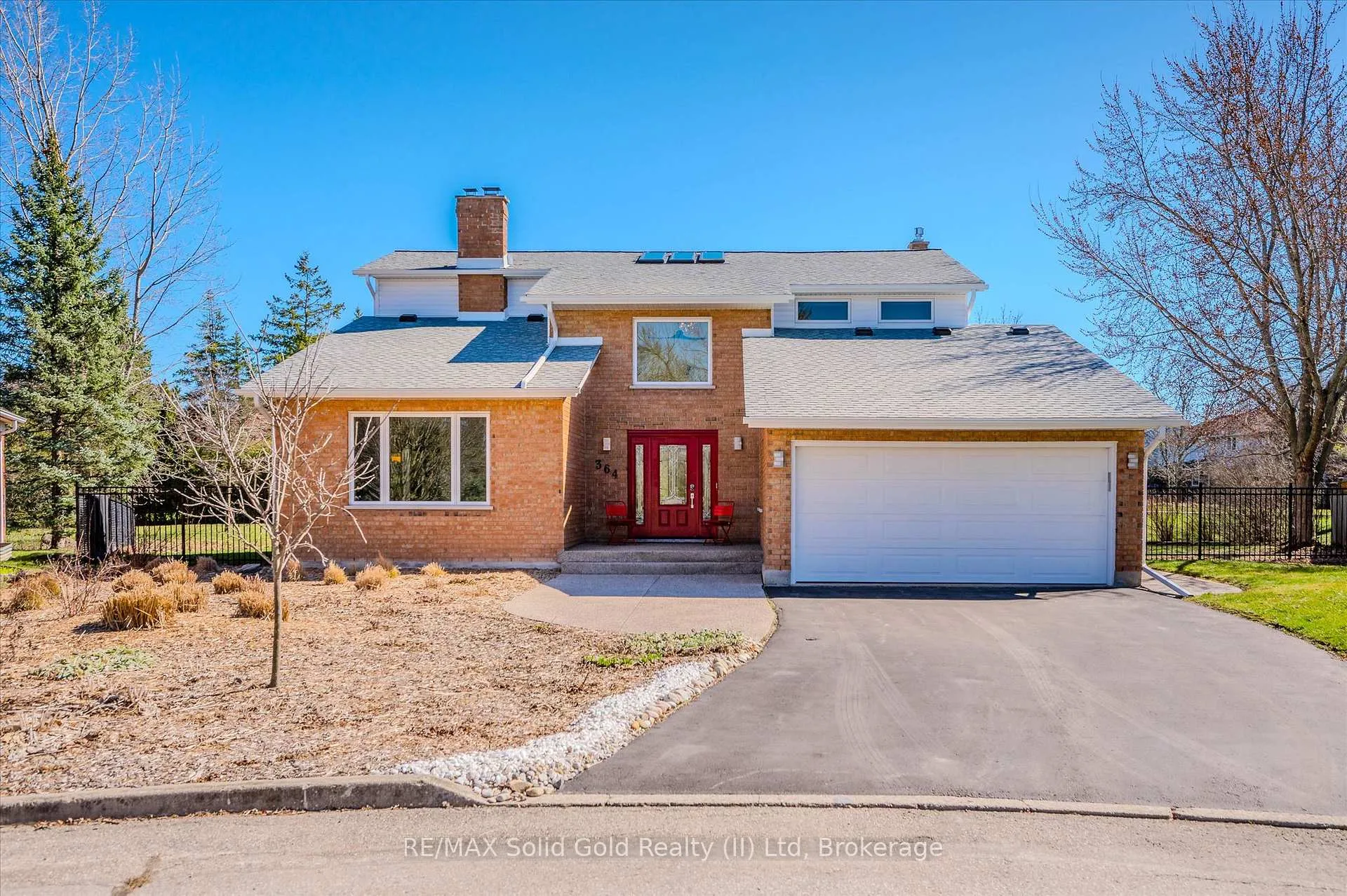 Photo 2 of 364 Ash Tree Place, Waterloo — HOMEH
