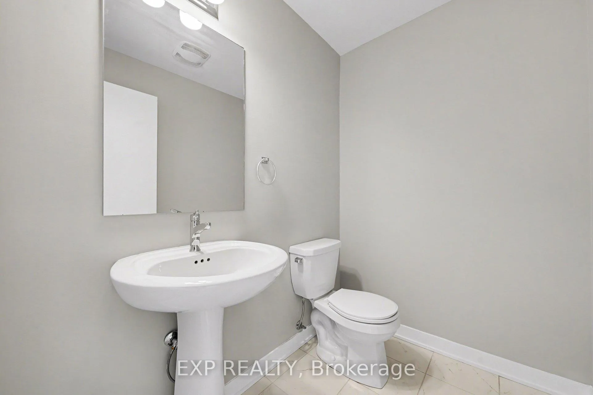 Photo 6 of Unit B, 197 Monaco Place, Ottawa, Avalon East — HOMEH